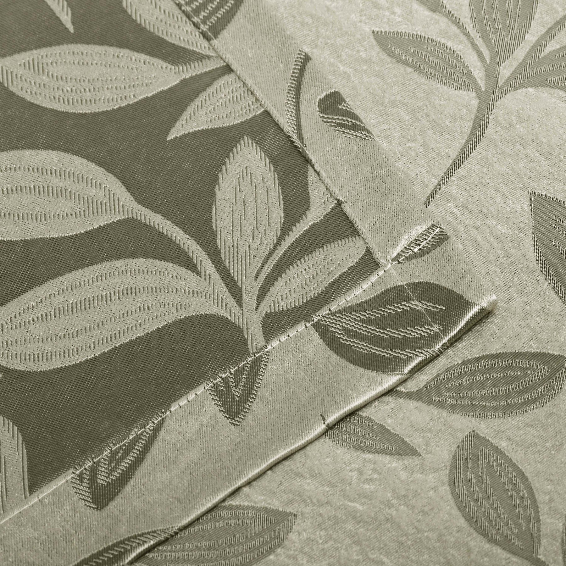 Leaves Machine Washable Room Darkening Blackout Curtains 8 Pieces
