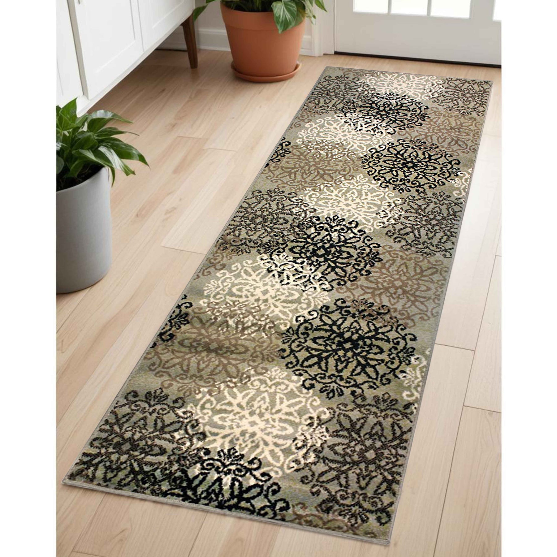 Leigh Traditional Floral Scroll Indoor Area Rug or Runner Rug Or Door Mat