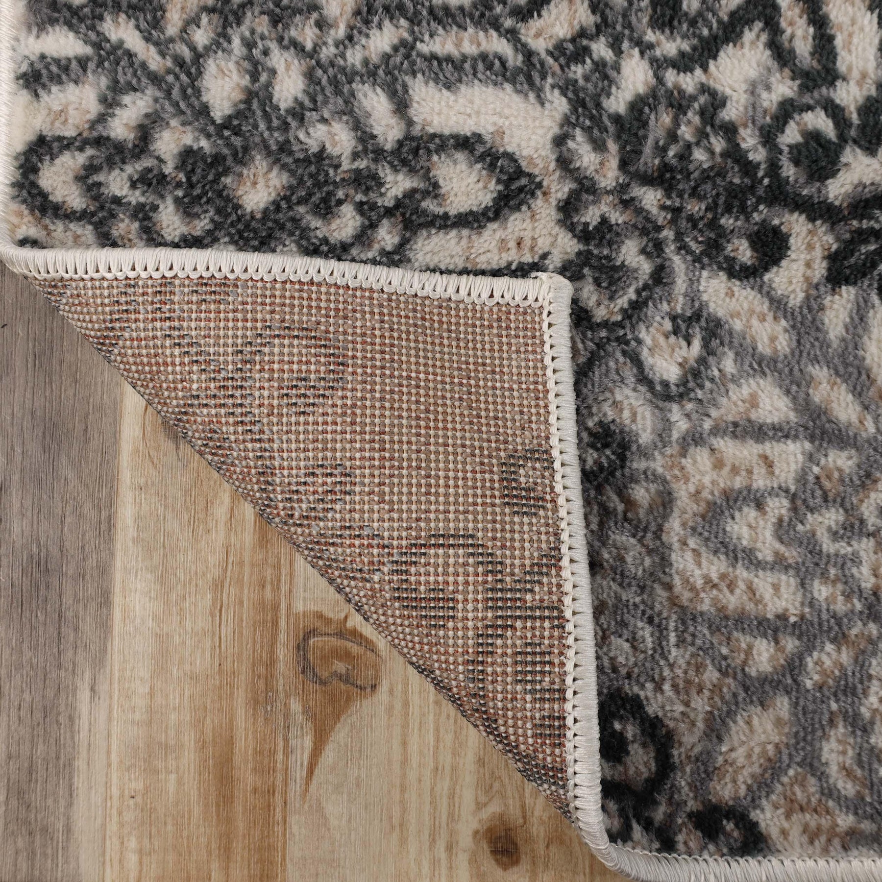Leigh Traditional Floral Scroll Indoor Area Rug or Runner Rug Or Door Mat