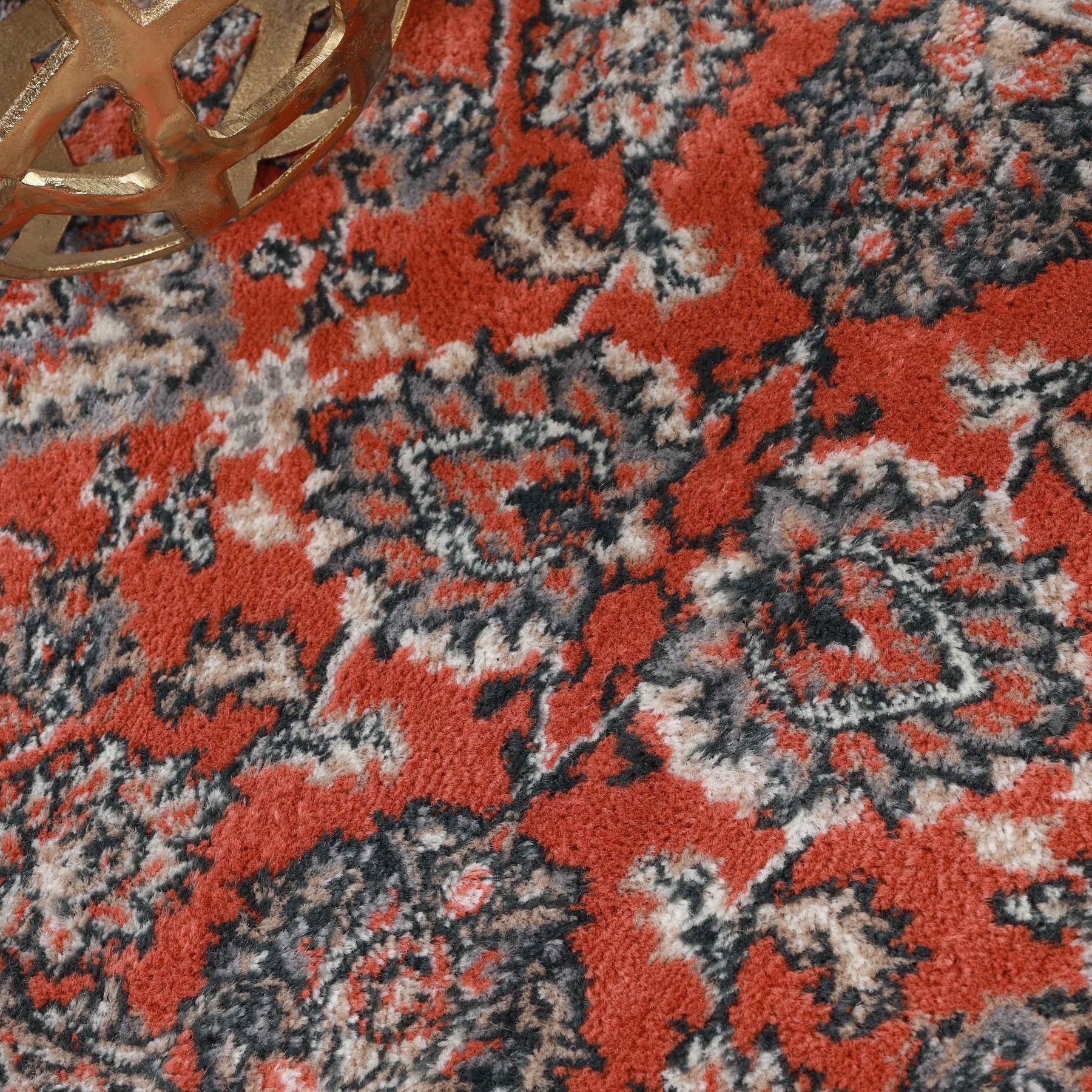 Lille Traditional Elegant Floral Textured Indoor Area Rug