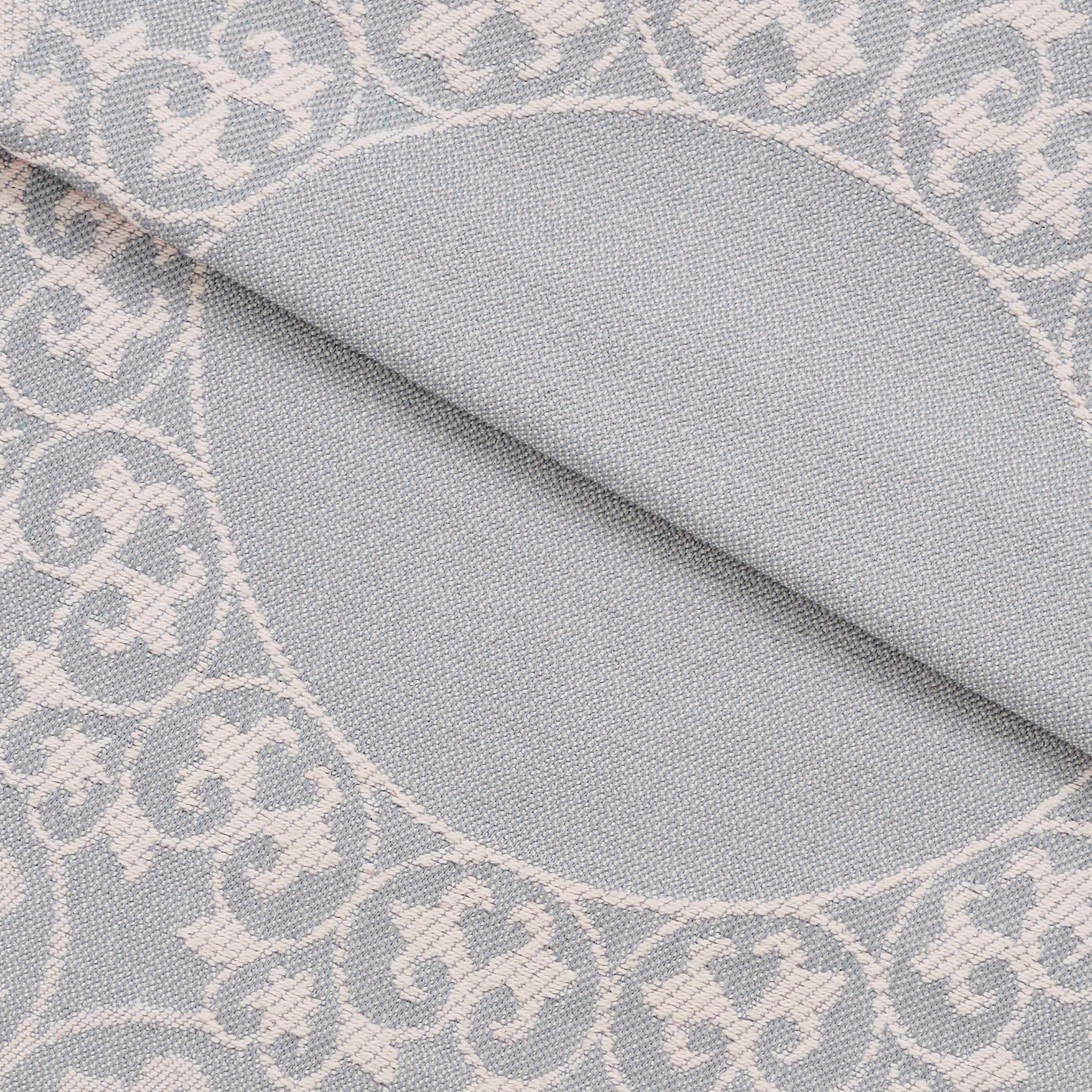 Lyron Cotton Blend Woven Jacquard Floral Scroll Bedspread Set