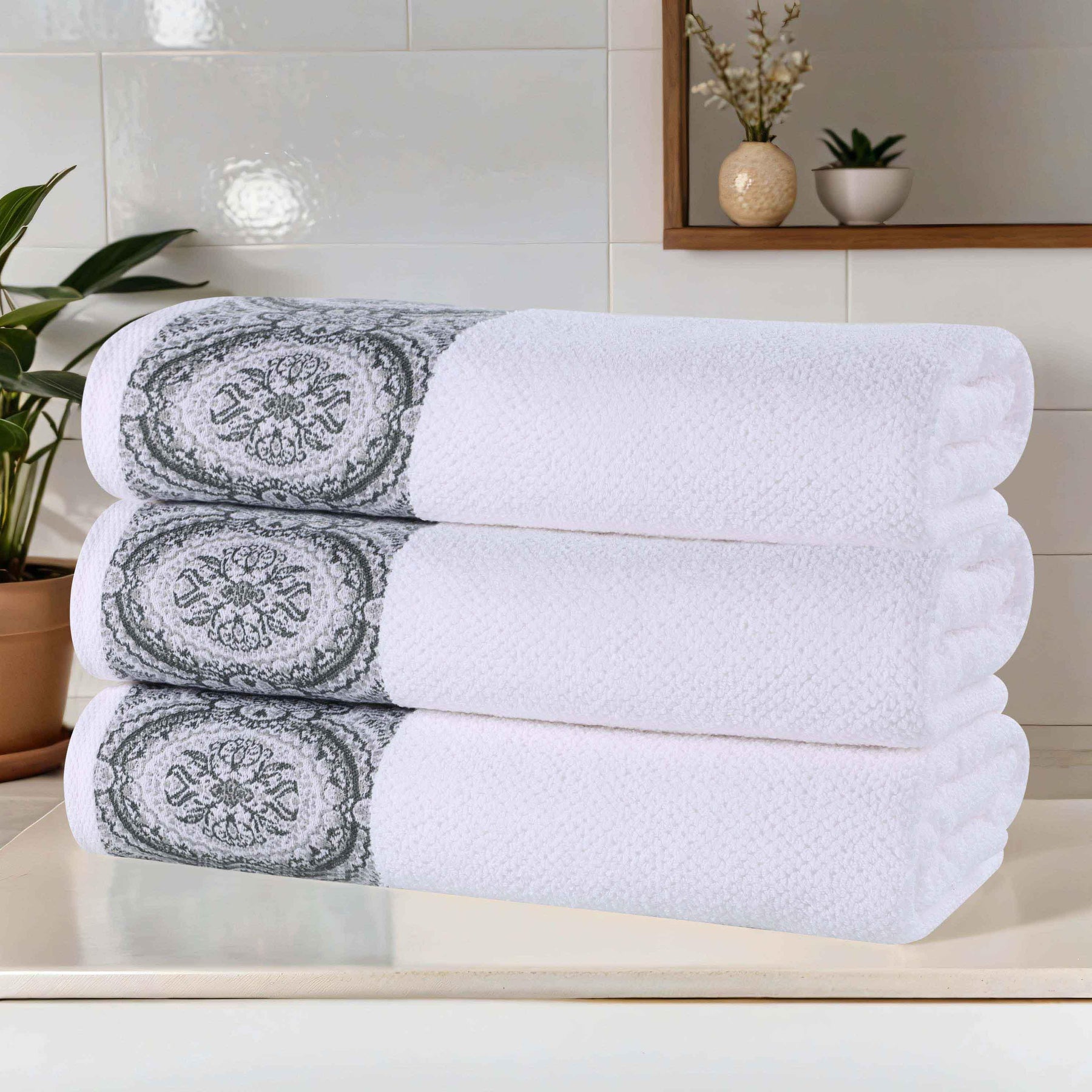 Medallion Cotton Jacquard Textured Soft Absorbent Bath Towel Set of 3