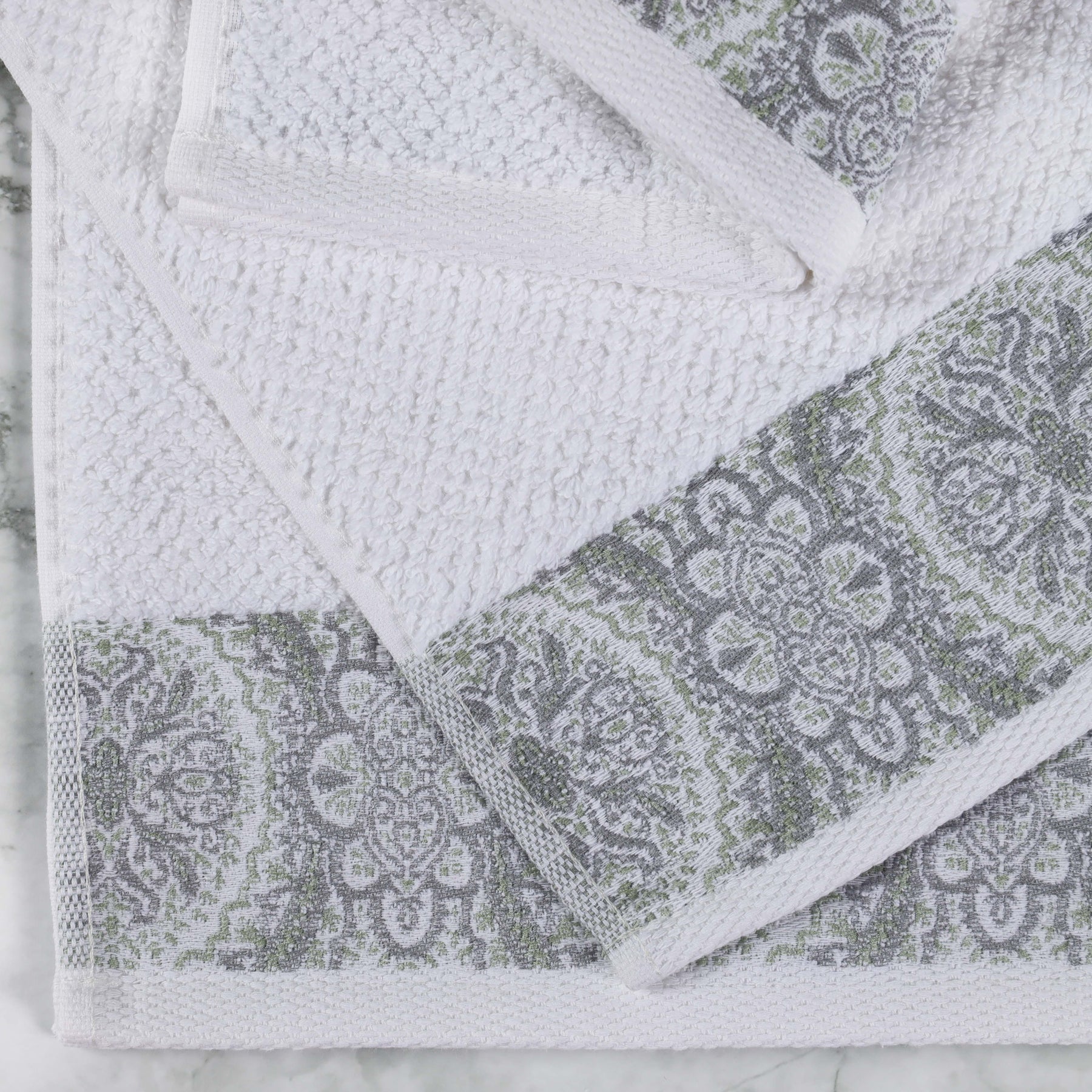 Medallion Cotton Jacquard Textured Soft Absorbent Bath Towel Set of 3