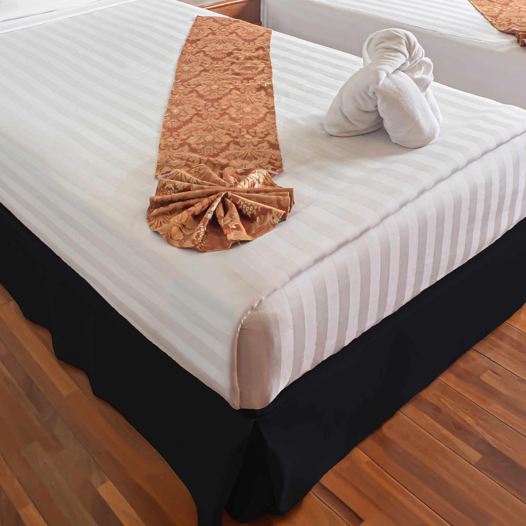 Microfiber Wrinkle-Free Solid 15-Inch Drop Bed Skirt