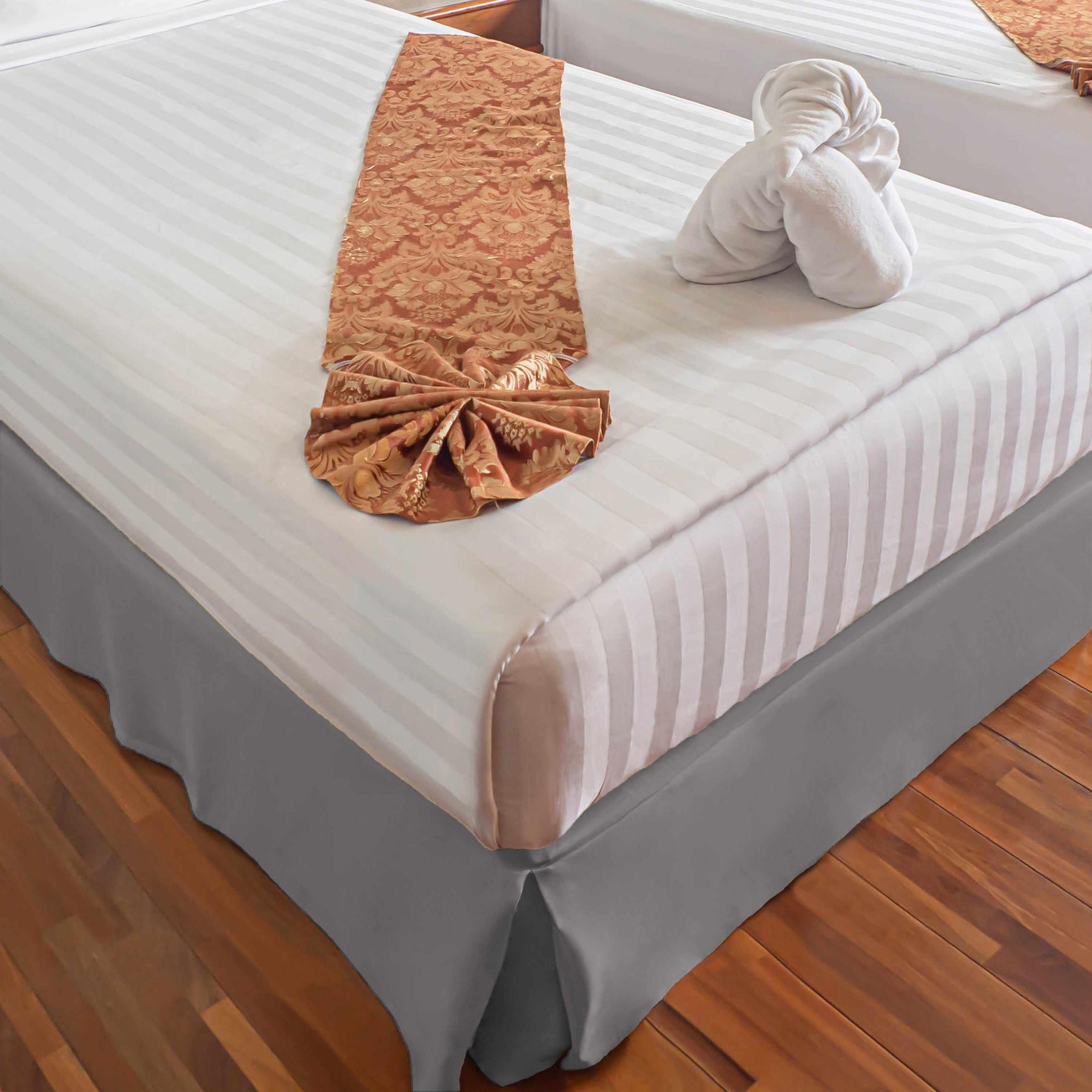 Microfiber Wrinkle-Free Solid 15-Inch Drop Bed Skirt