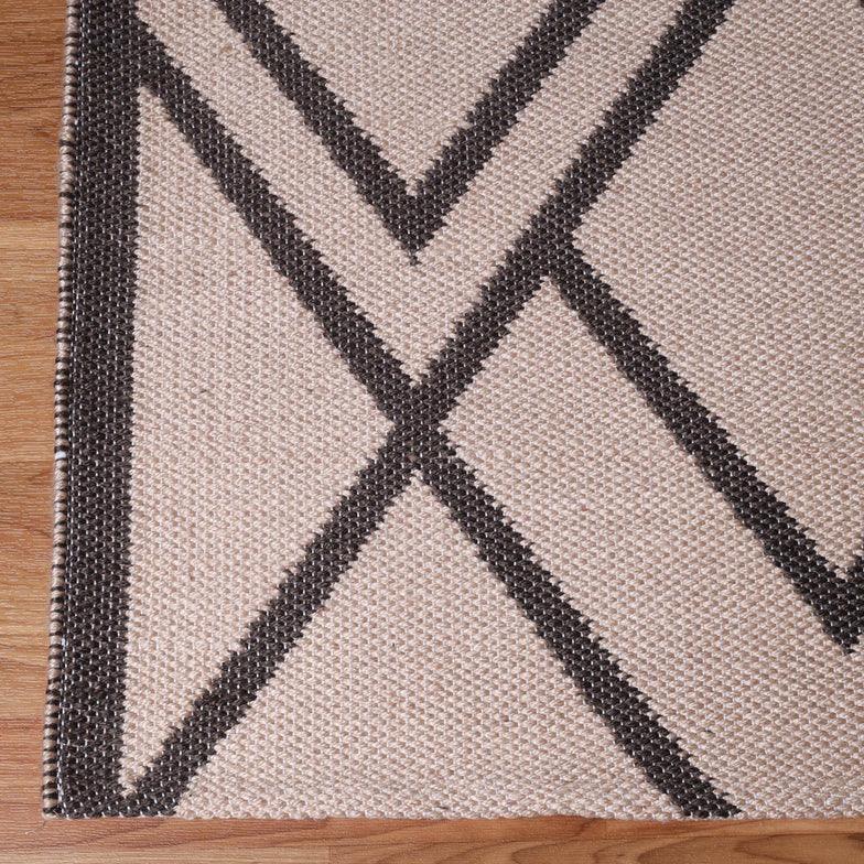 Modern Diamond Lattice Indoor/ Outdoor Area Rug