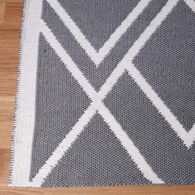 Modern Diamond Lattice Indoor/ Outdoor Area Rug