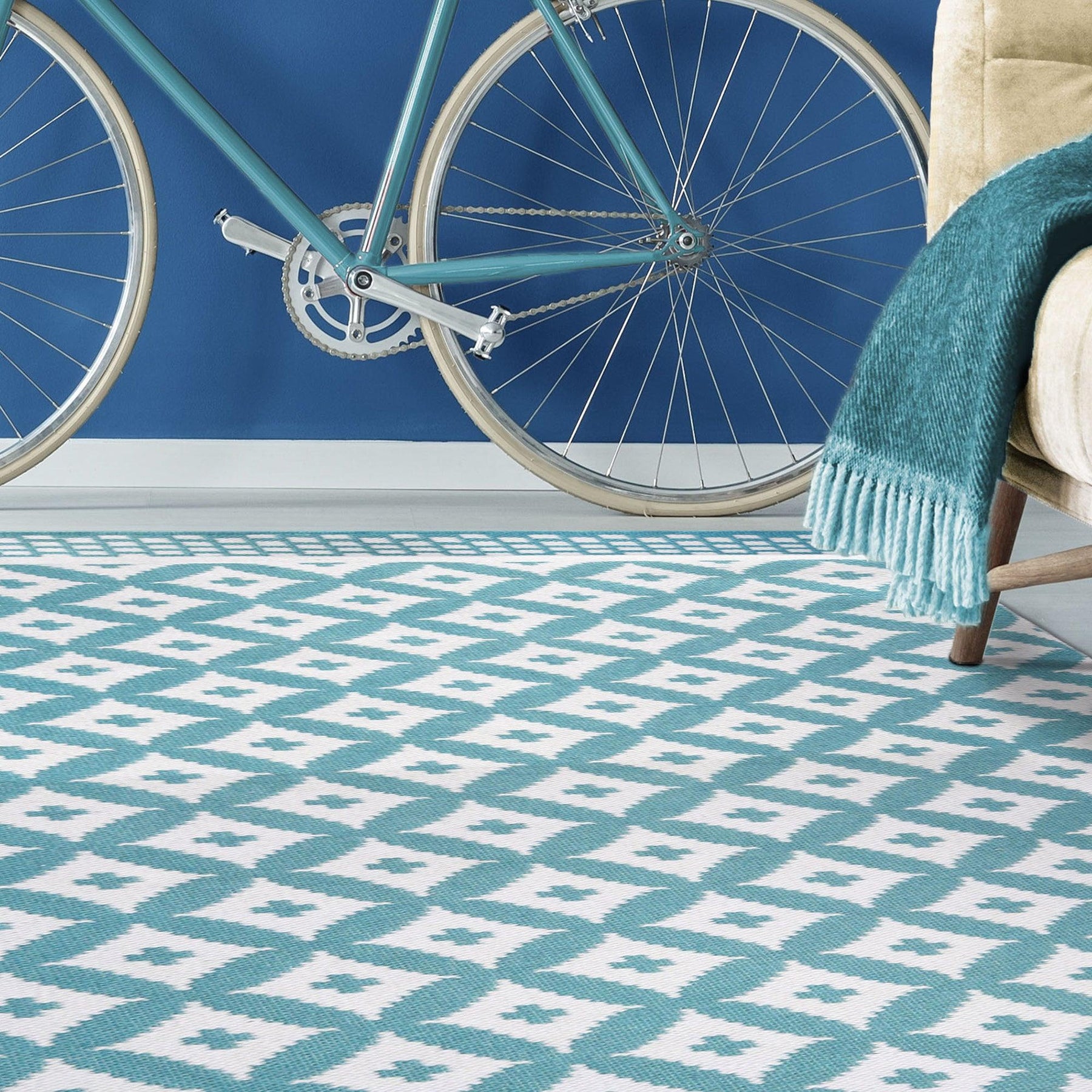 Modern Geometric Lattice Indoor Outdoor Area Rug