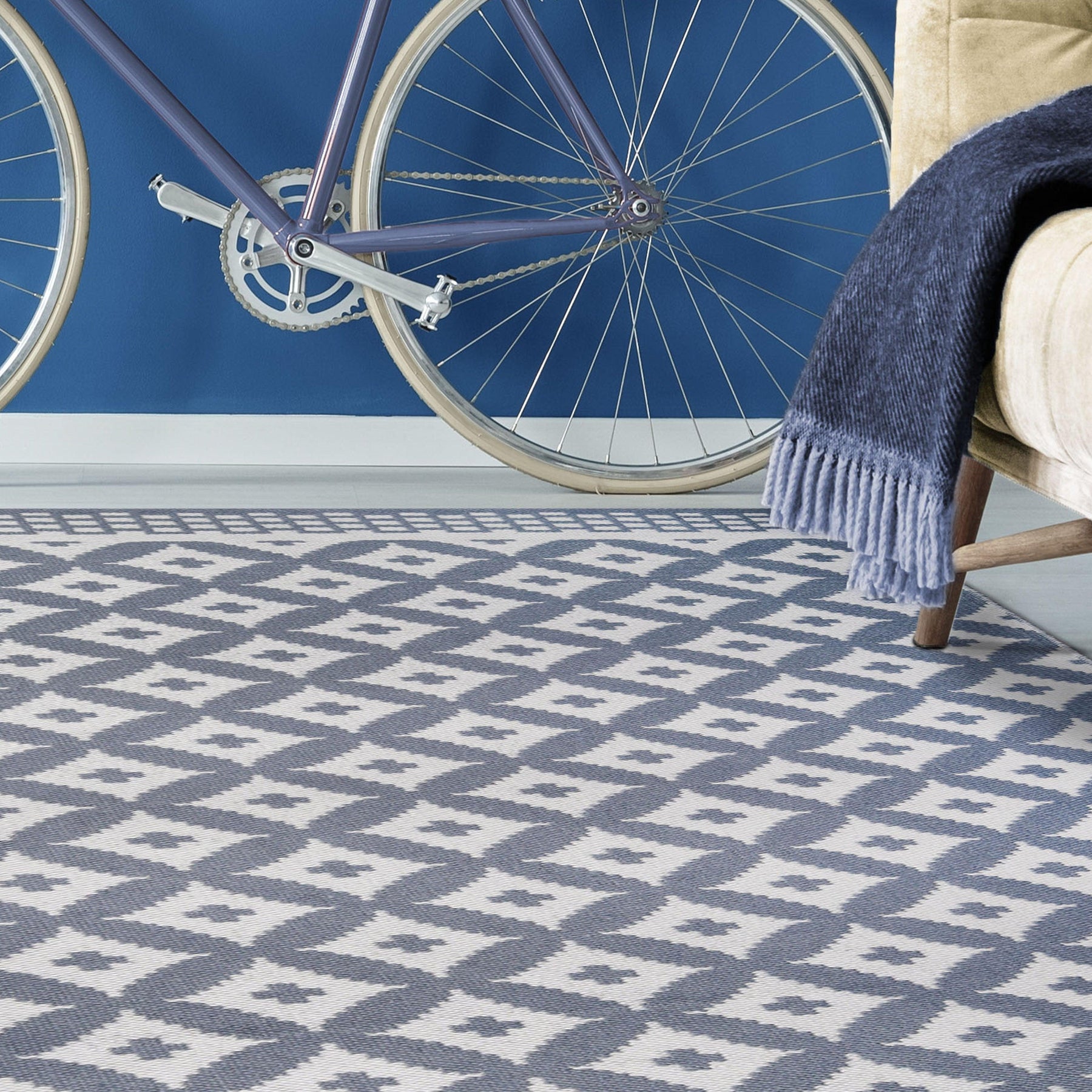 Modern Geometric Lattice Indoor Outdoor Area Rug