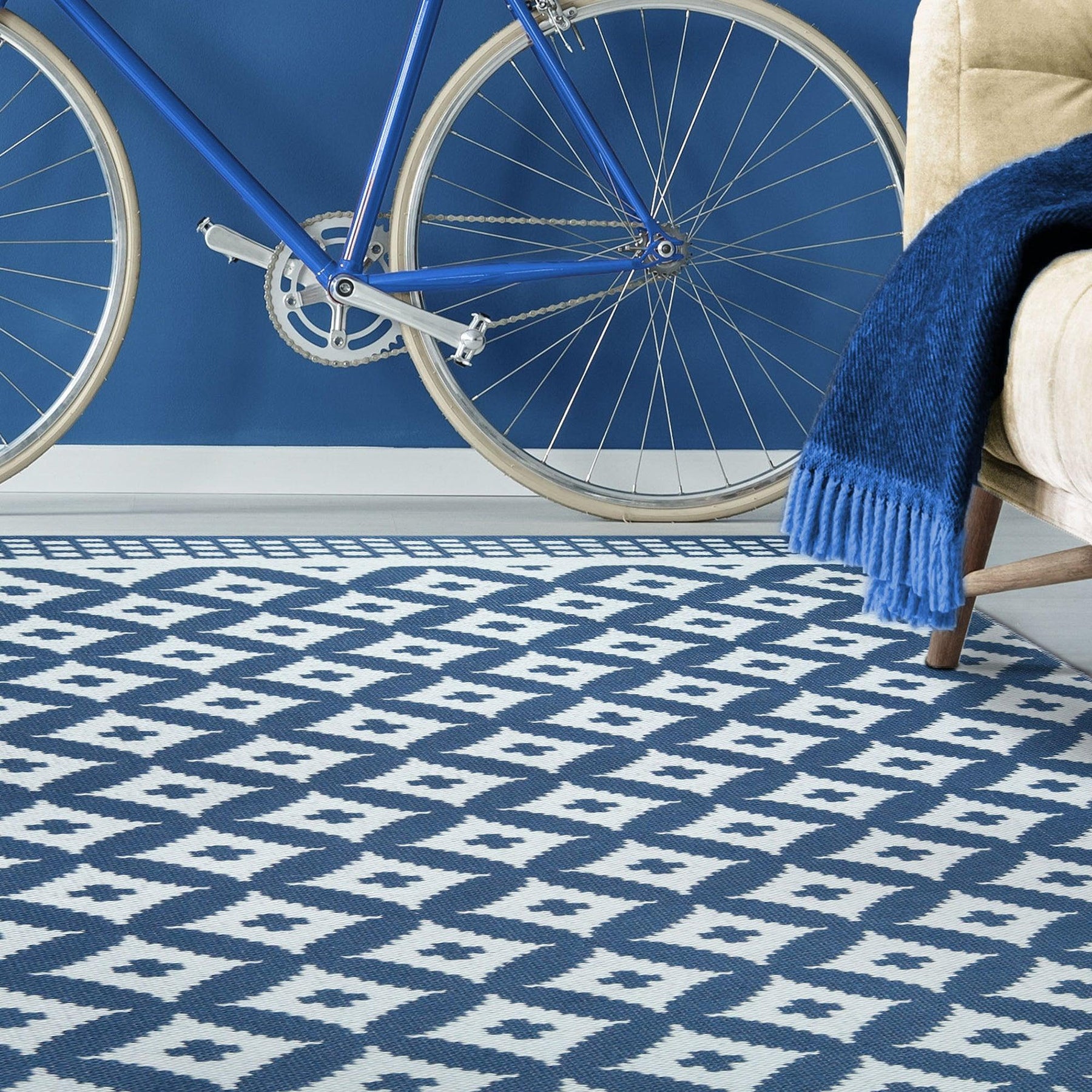 Modern Geometric Lattice Indoor Outdoor Area Rug