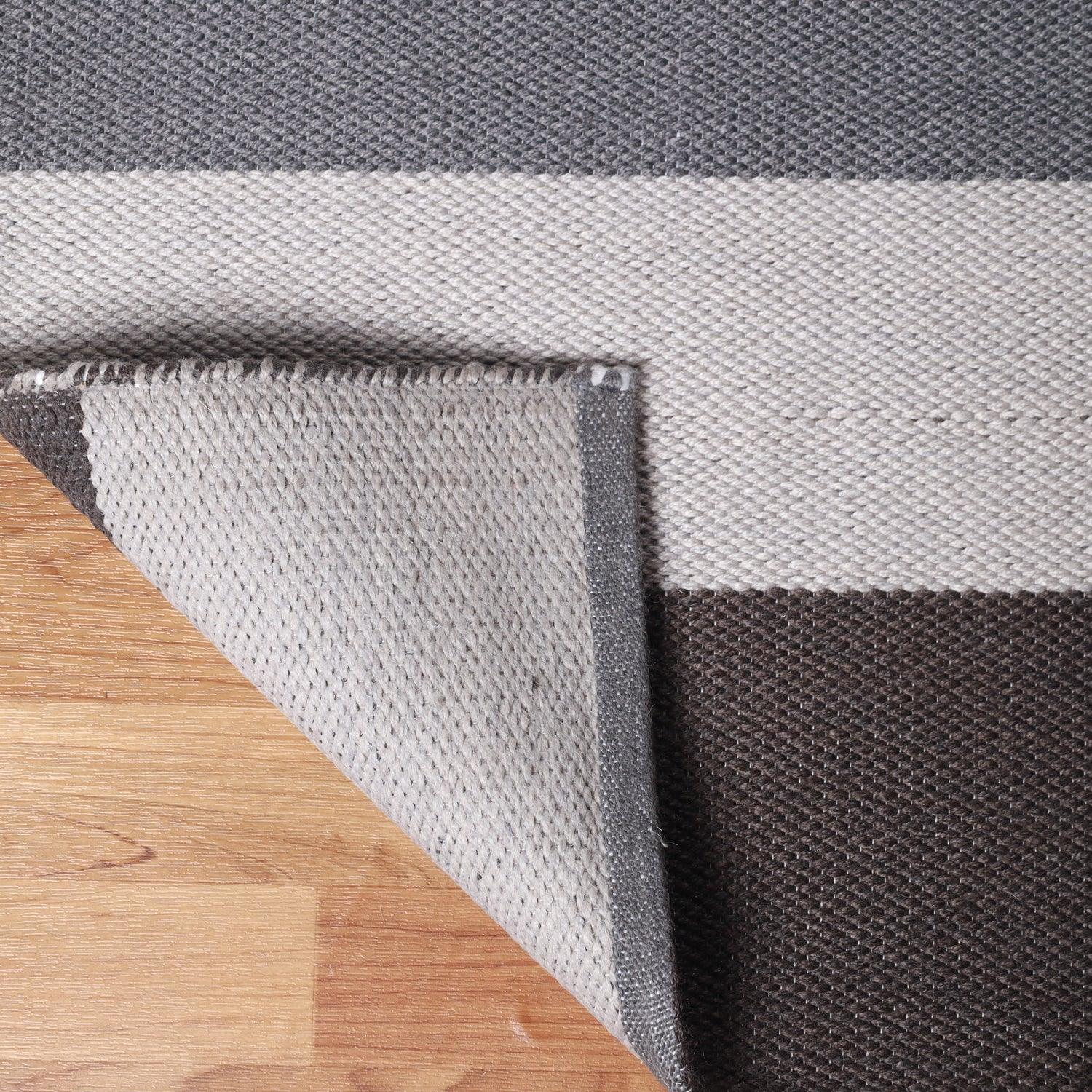 Modern Stripes Area Rug Indoor Outdoor Durable Pattern Rug