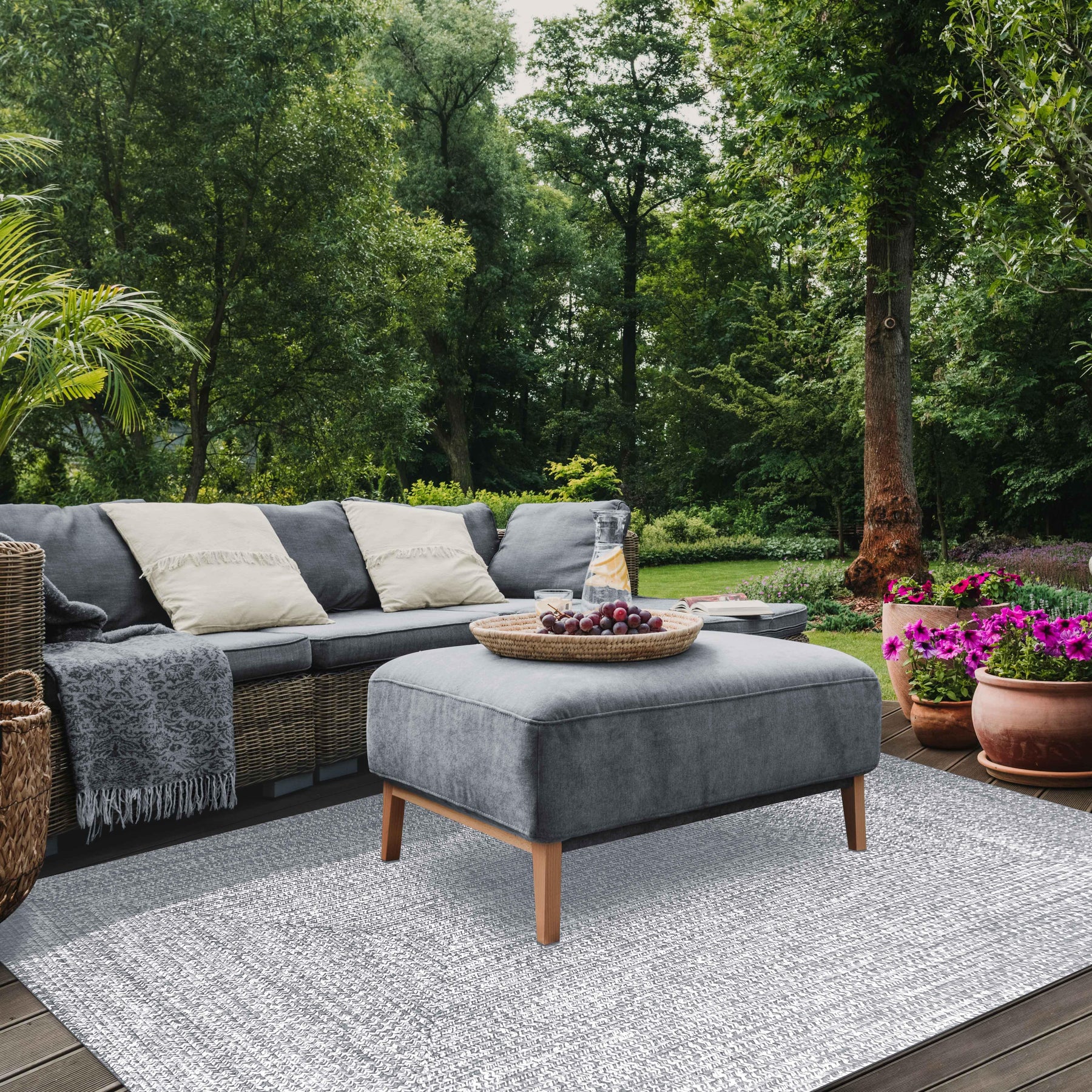 Multi Toned Braided Area Rug Bohemian Indoor Outdoor Rugs
