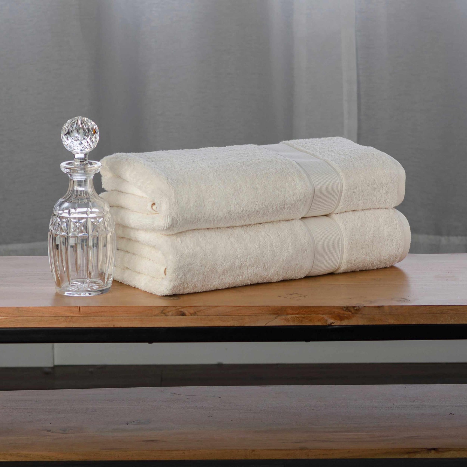 Organic Solid 650 GSM 2 Pieces Bath Sheet Set