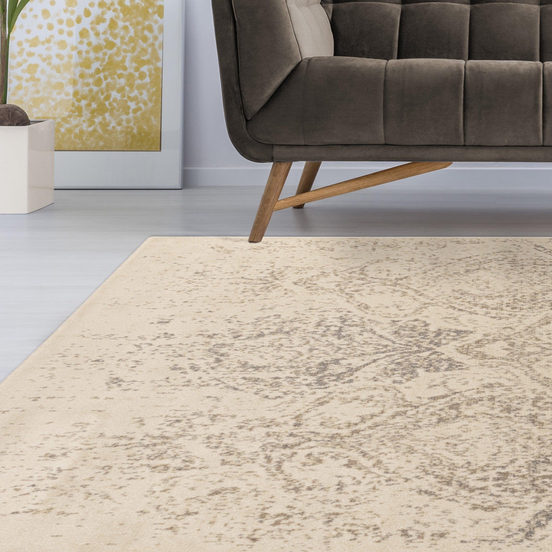 Otomar Traditional Oriental Damask Indoor Area Rug or Runner