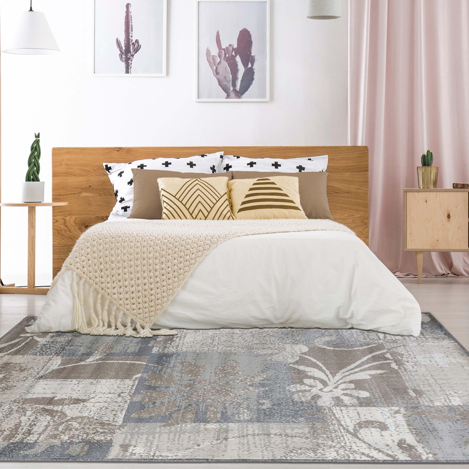 Pastiche Contemporary Floral Patchwork Indoor Area Rug or Runner