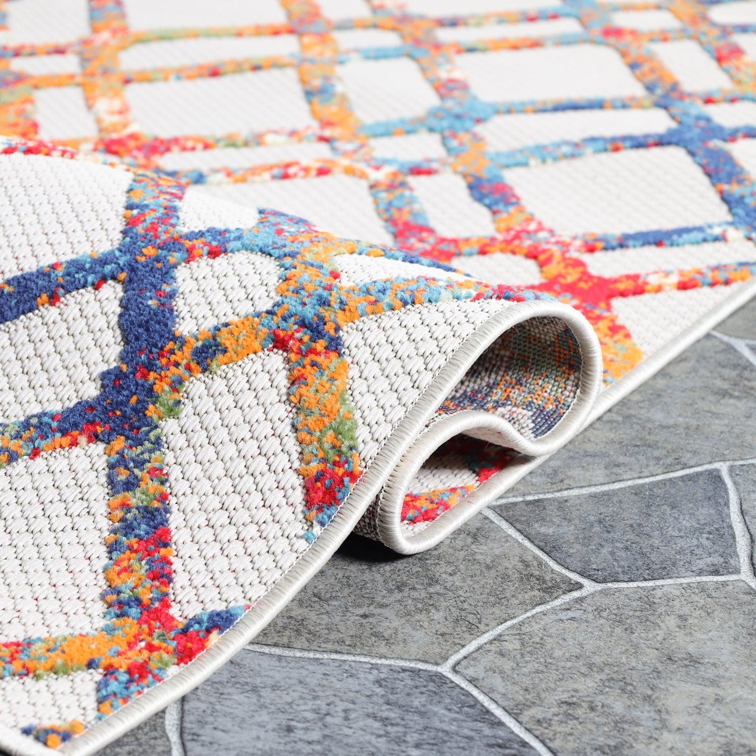 Paxson Geometric Diamond Lattice Indoor Outdoor Area Rug