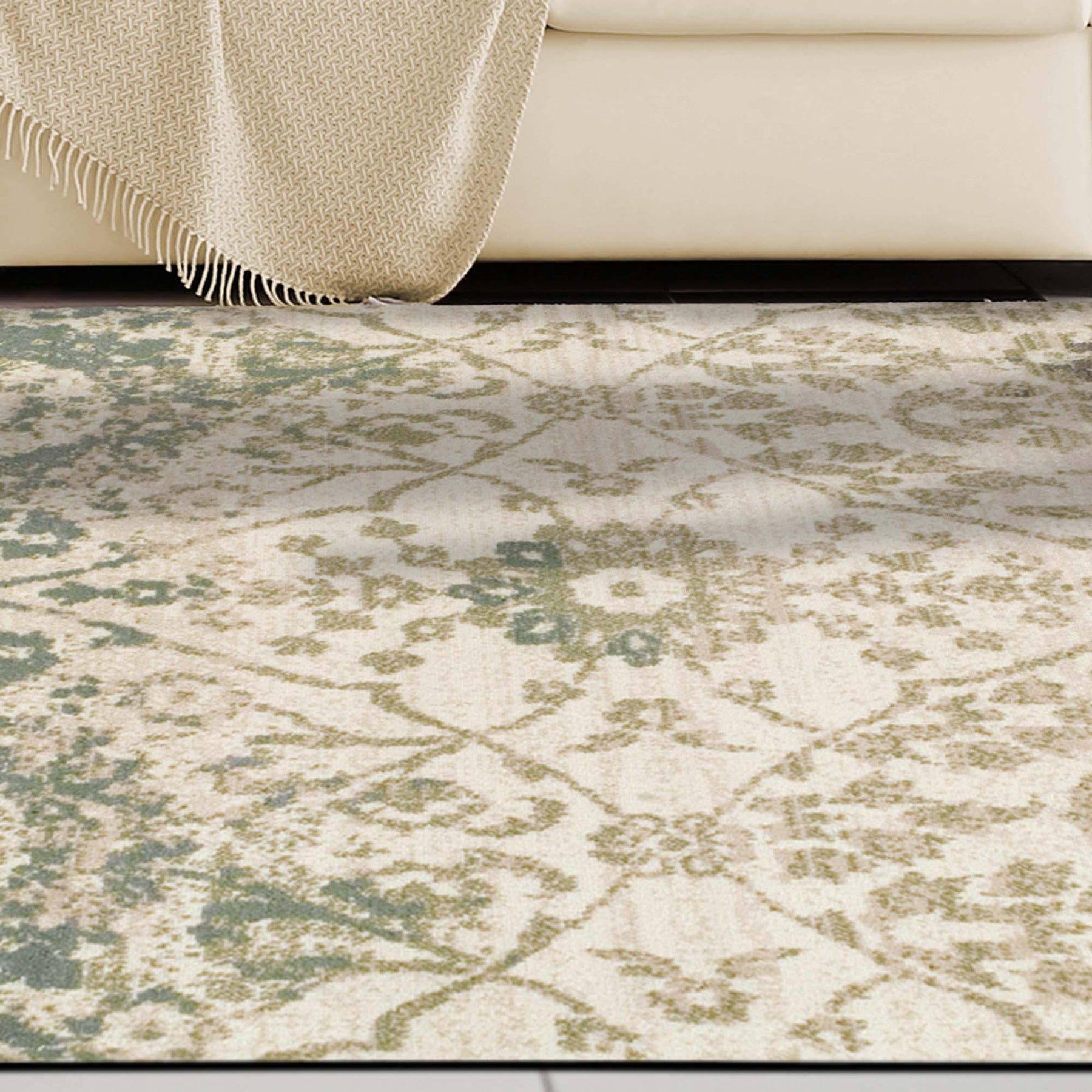 Pendleton Traditional Floral Medallion Indoor Area Rug or Runner Rug