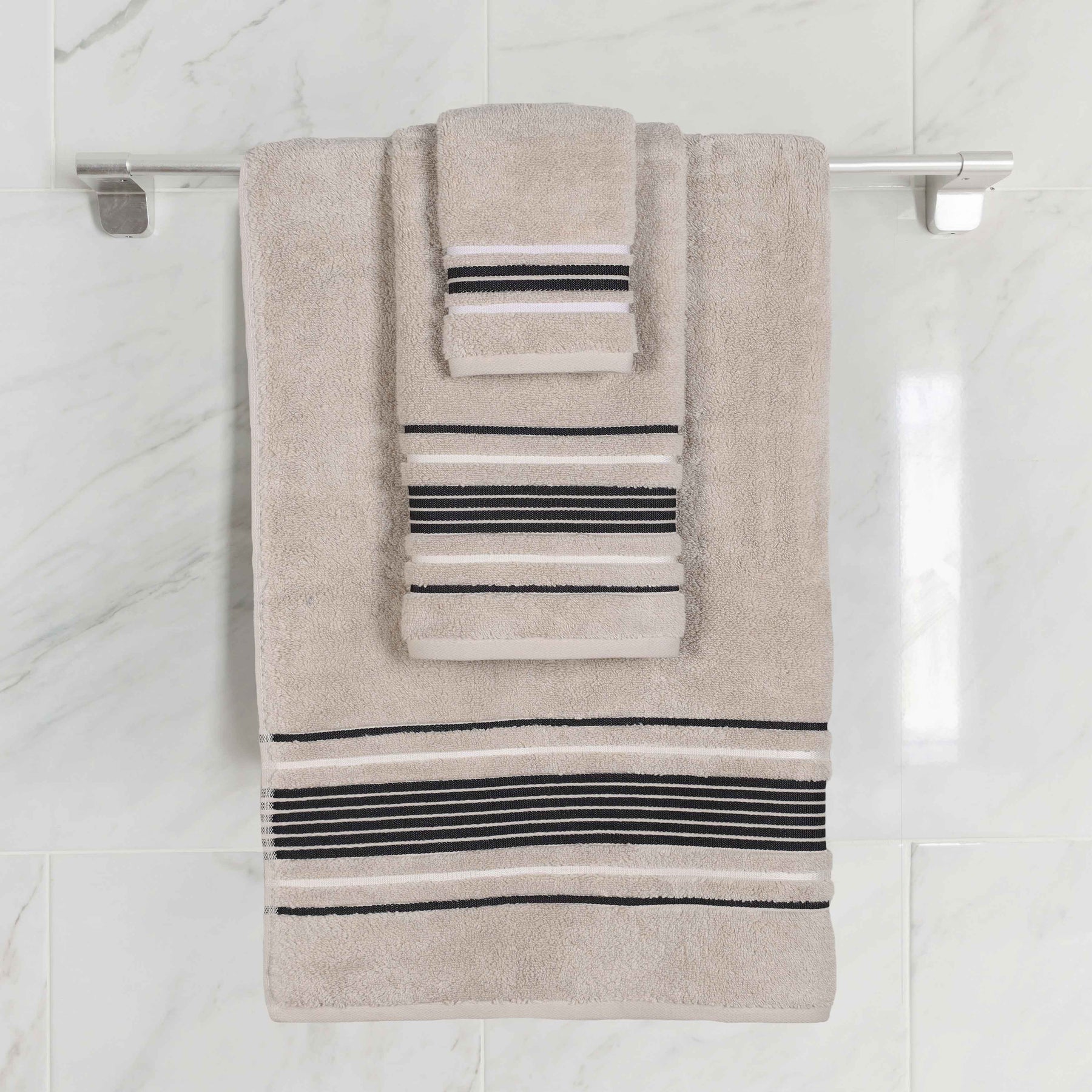 Sadie Zero Twist Cotton Solid Absorbent 3 Piece Towel Set