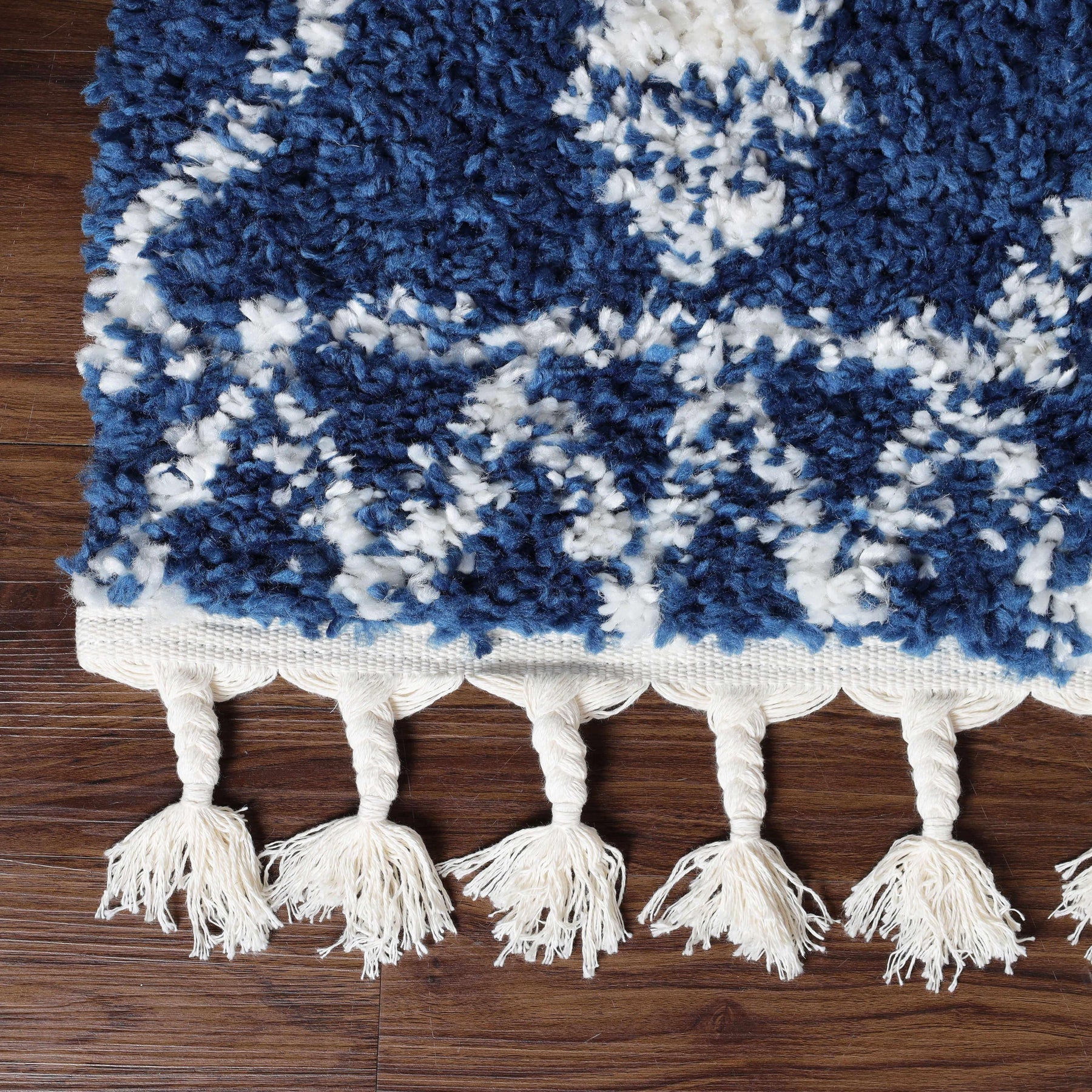 Serafina Boho Tribal Geometric Indoor Shag Area Rug with Tassels