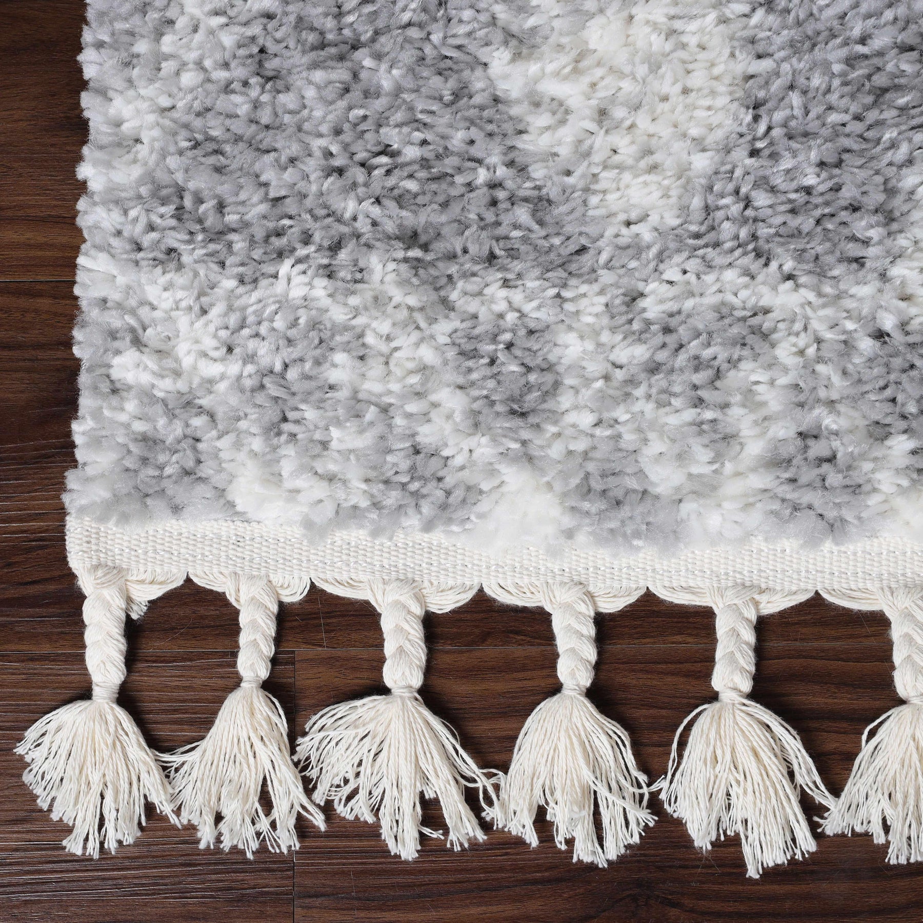 Serafina Boho Tribal Geometric Indoor Shag Area Rug with Tassels