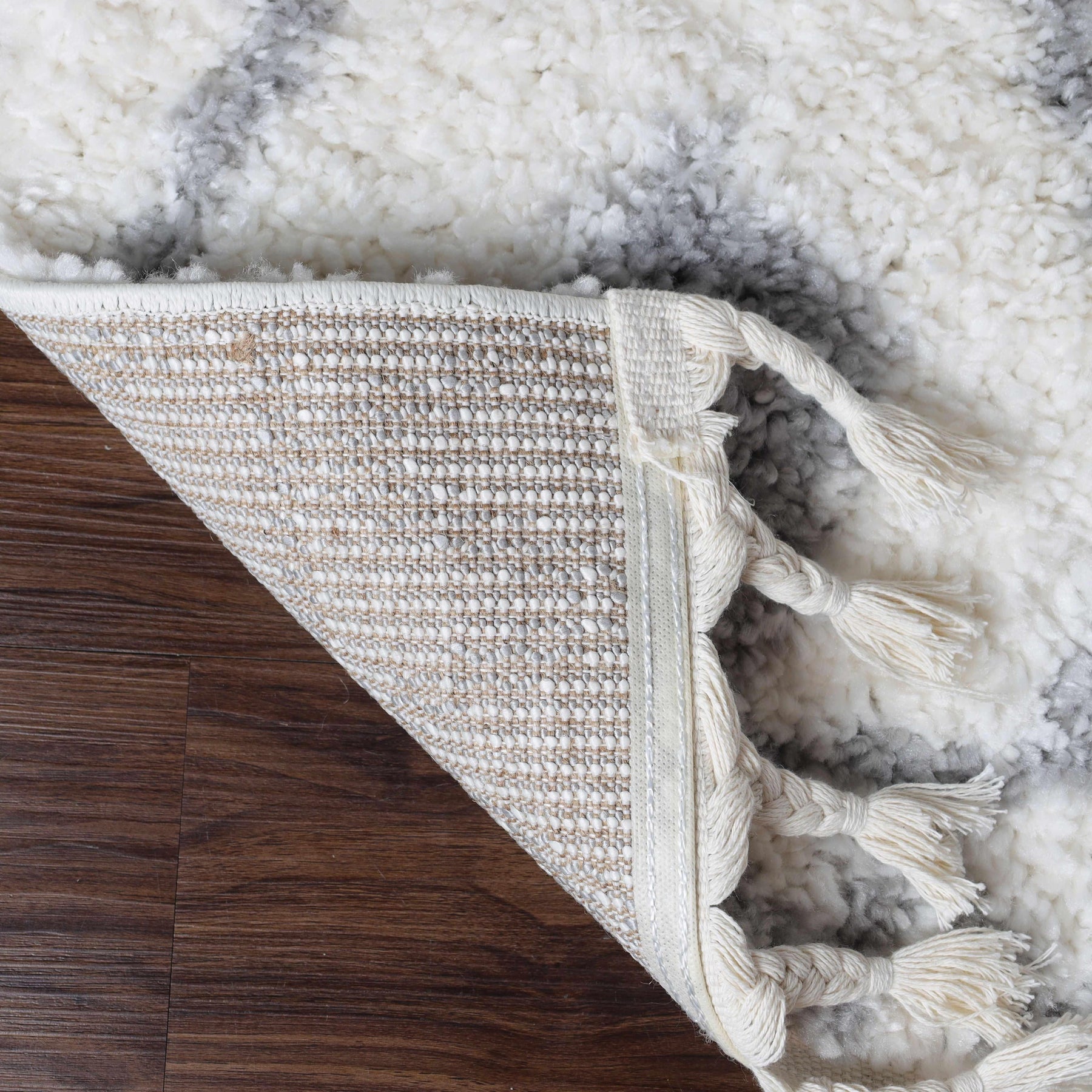 Serafina Boho Tribal Geometric Indoor Shag Area Rug with Tassels