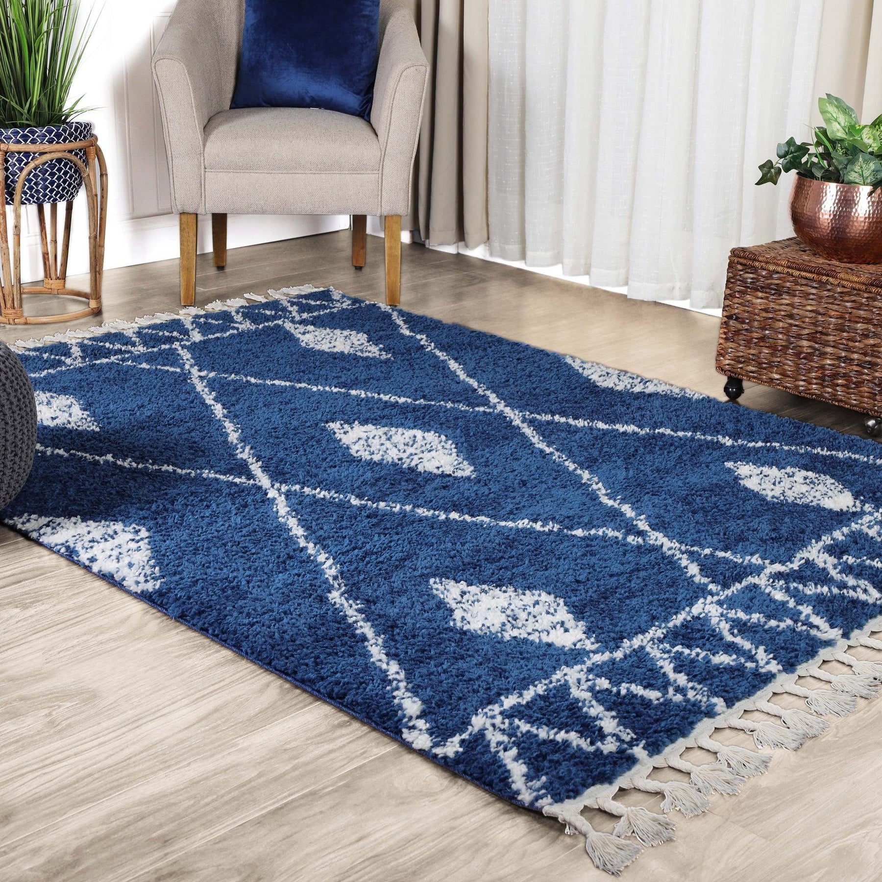 Serafina Boho Tribal Geometric Indoor Shag Area Rug with Tassels