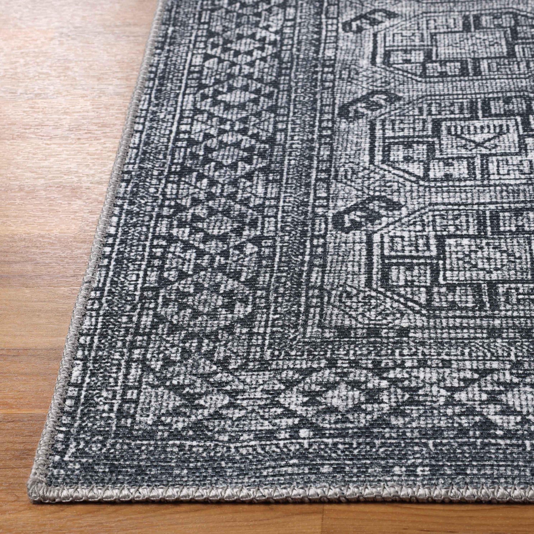 Vintage Oriental Geometric Power-Loomed Indoor Area Rug