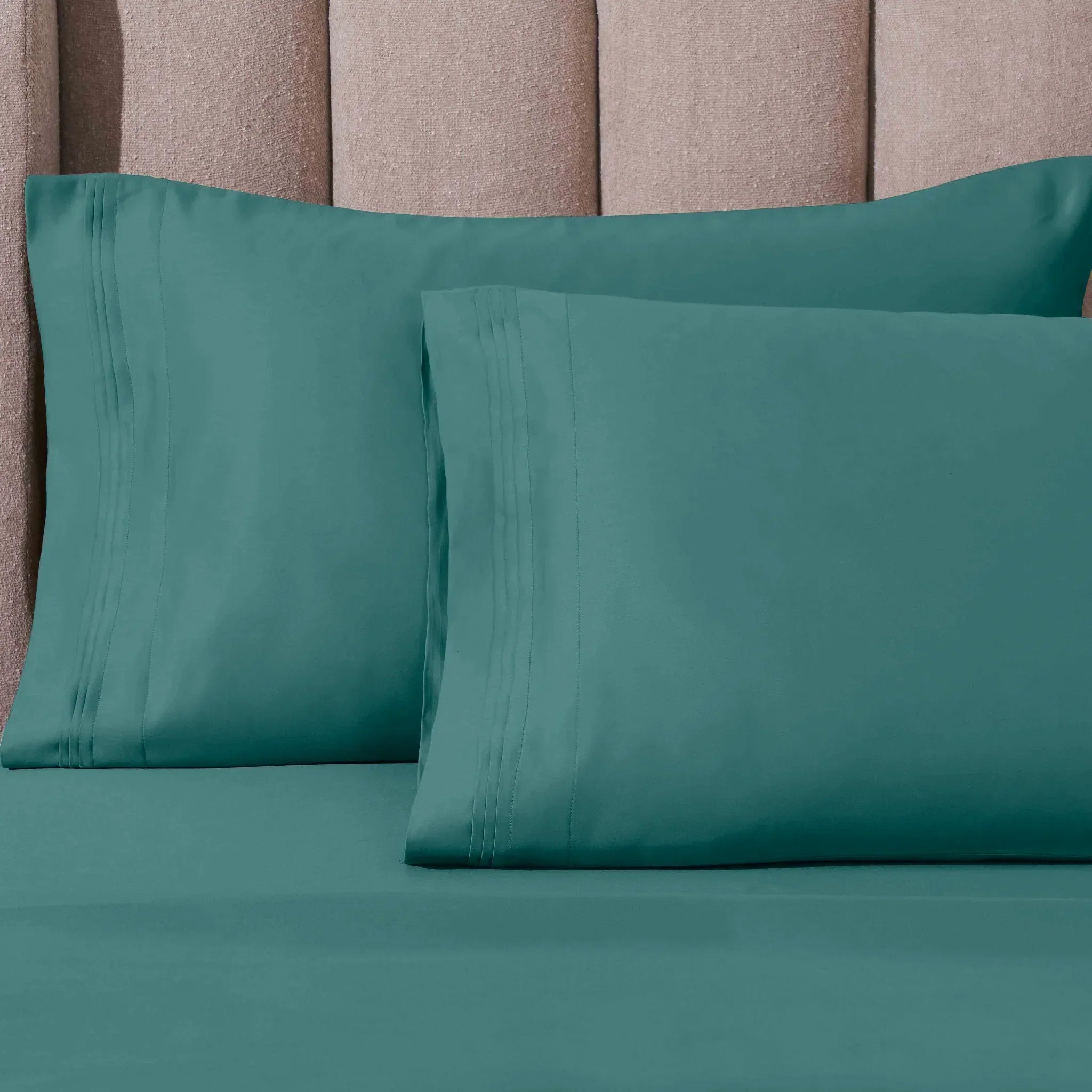 1000 Thread Count Egyptian Cotton Solid Pillowcase Set