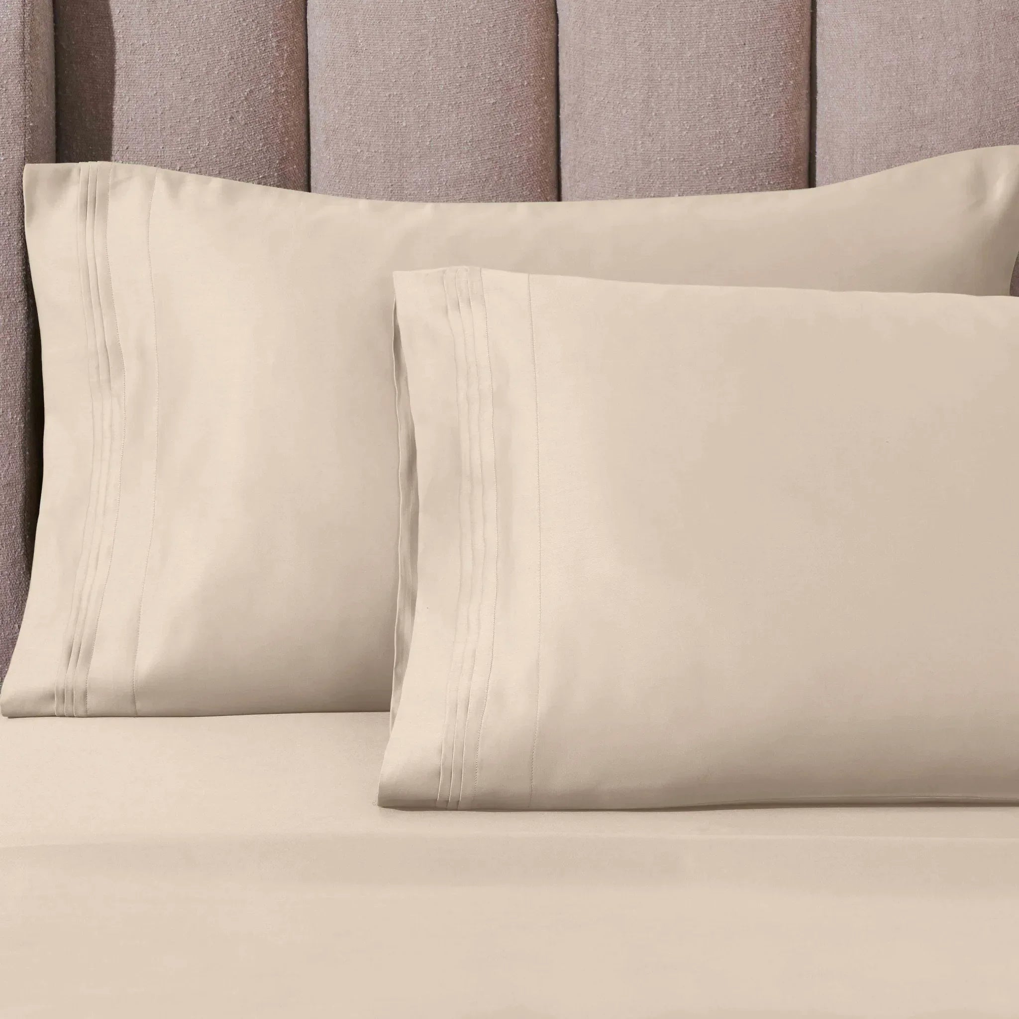 1000 Thread Count Egyptian Cotton Solid Pillowcase Set