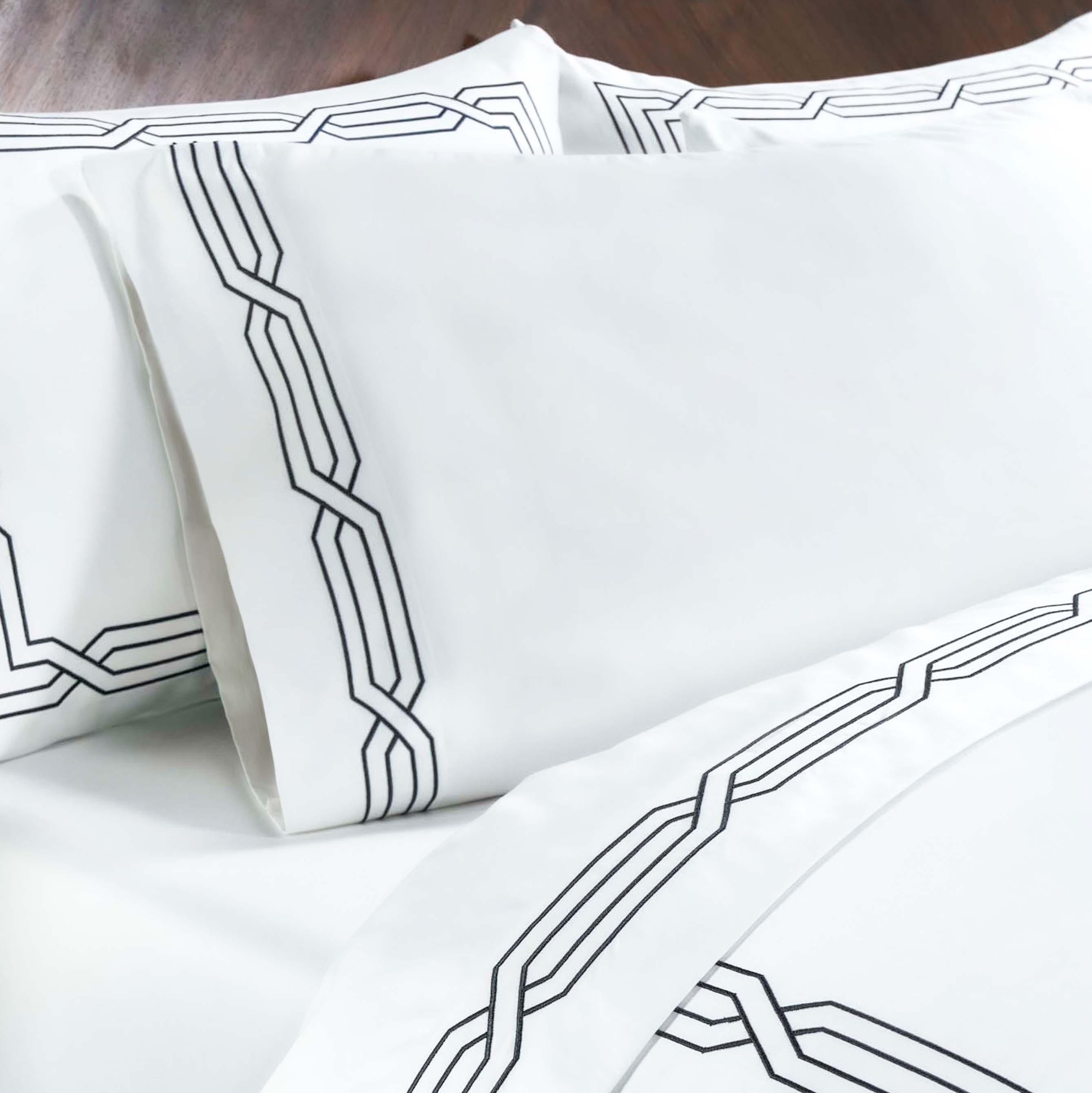 1200 Thread Count Egyptian Cotton Embroidered Geometric Bed Sheet Set