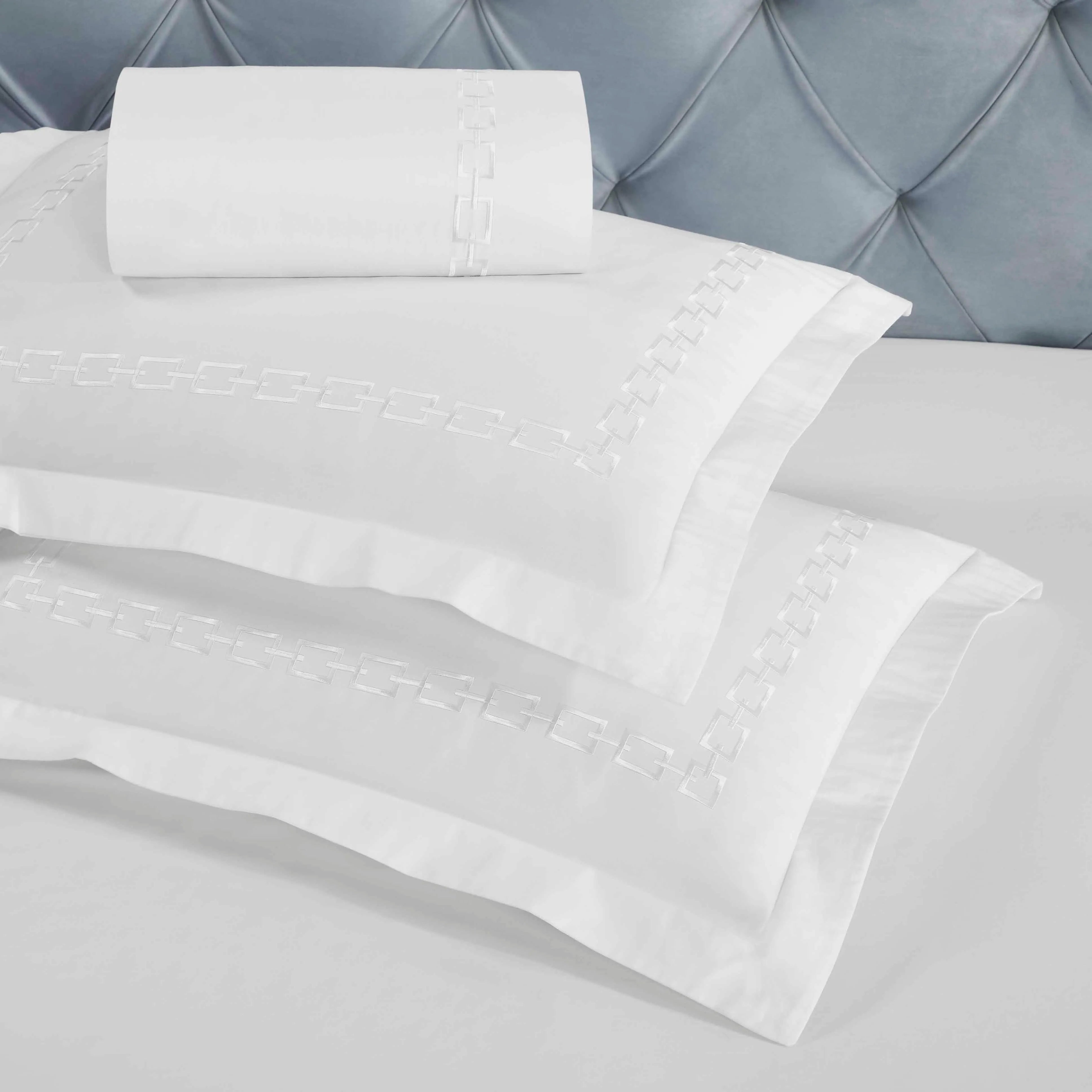 Chain Links Cotton Embroidered 3 Piece Duvet Cover Set