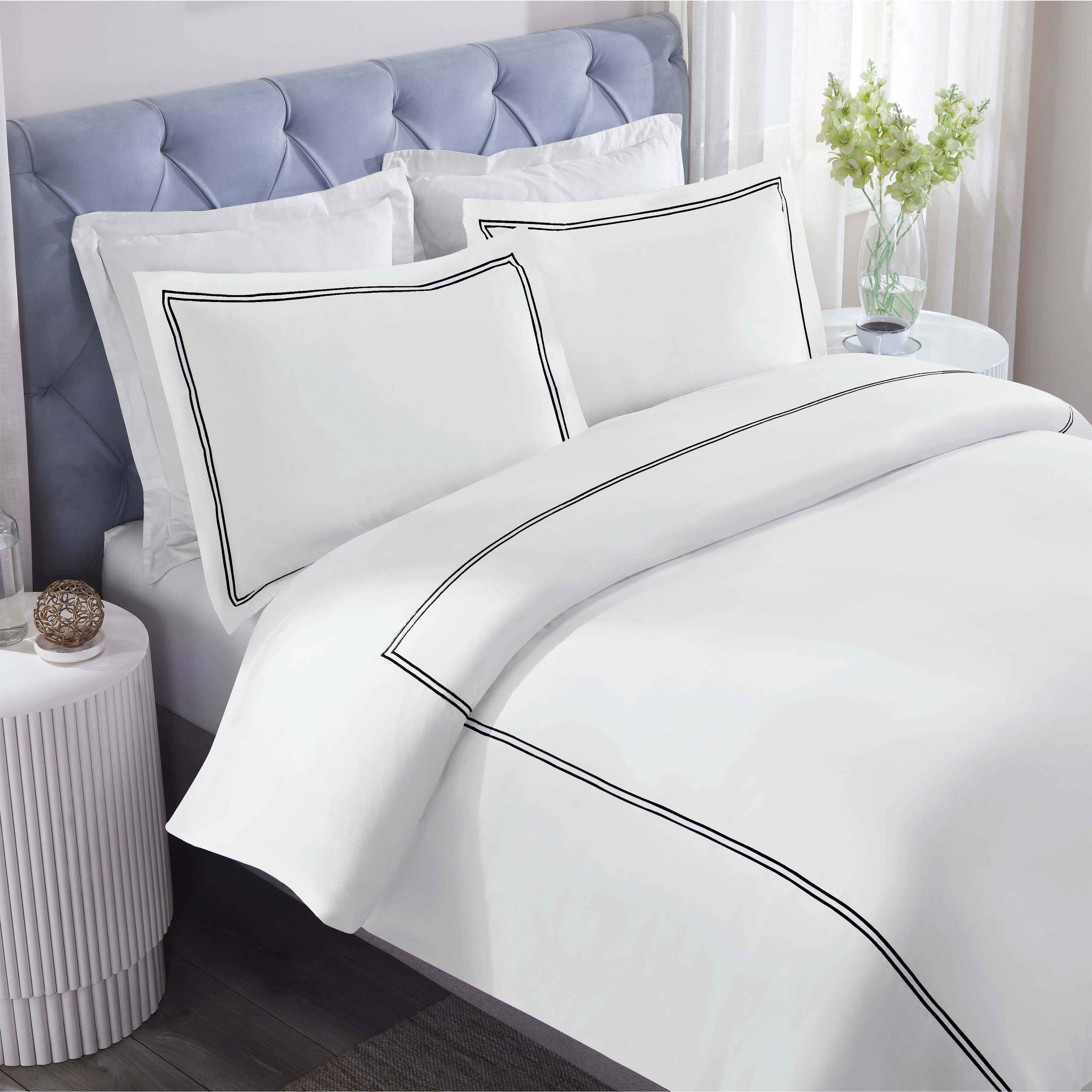 Fieldstone Cotton Two-Line Embroidered 3 Piece Duvet Cover Set