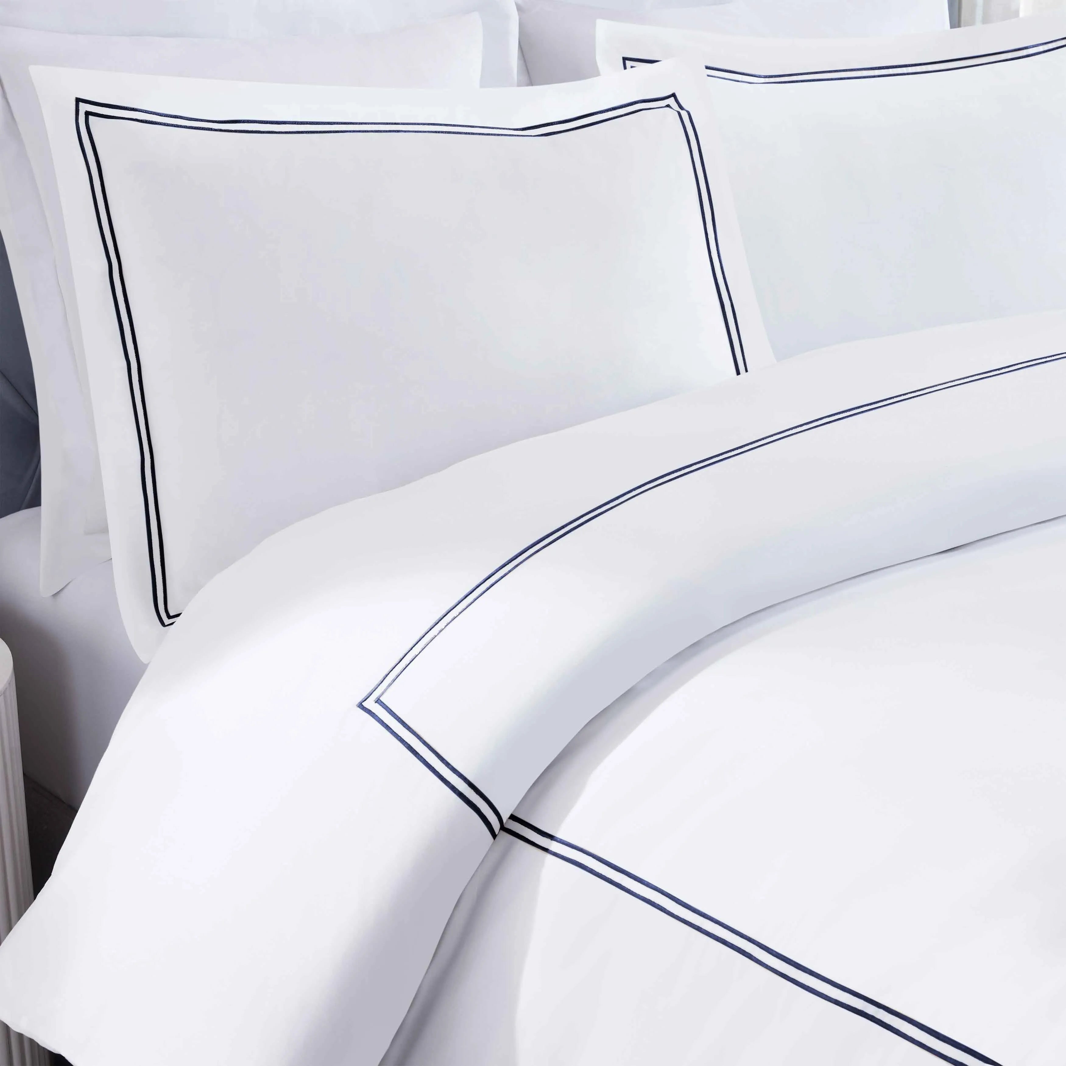 Fieldstone Cotton Two-Line Embroidered 3 Piece Duvet Cover Set
