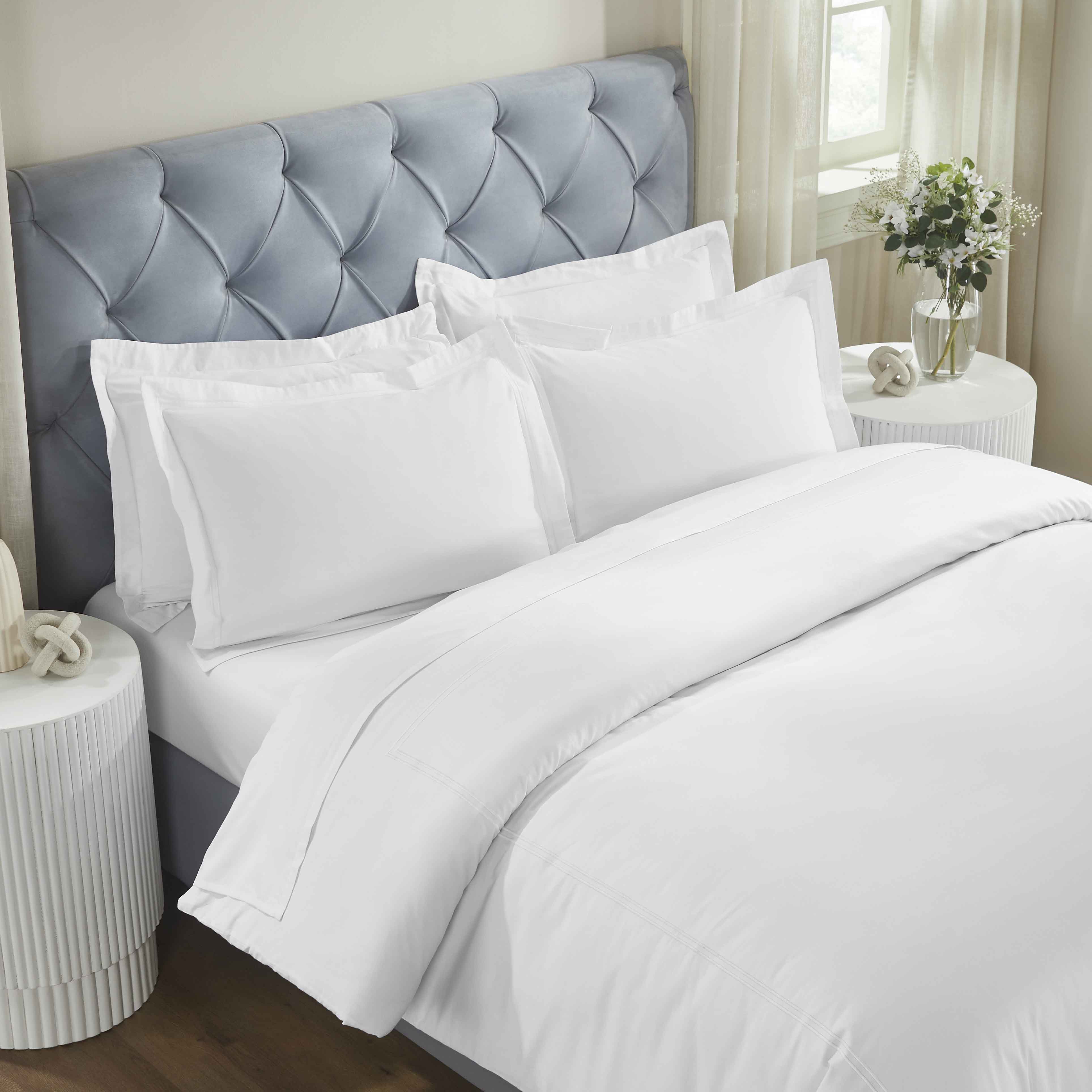 Fieldstone Cotton Two-Line Embroidered 3 Piece Duvet Cover Set