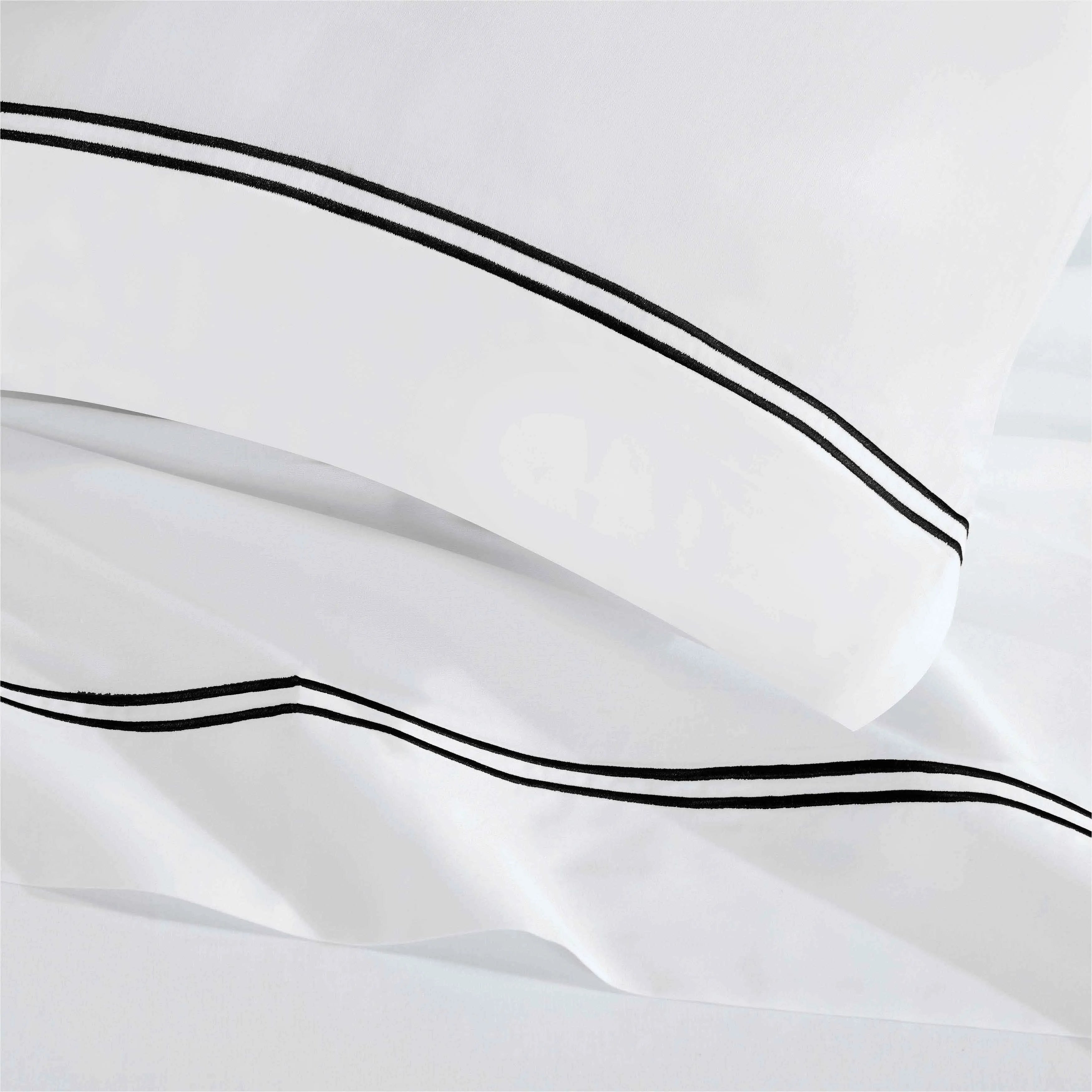 Fieldstone Cotton Two-Line Embroidered Deep Pocket Bed Sheet Set