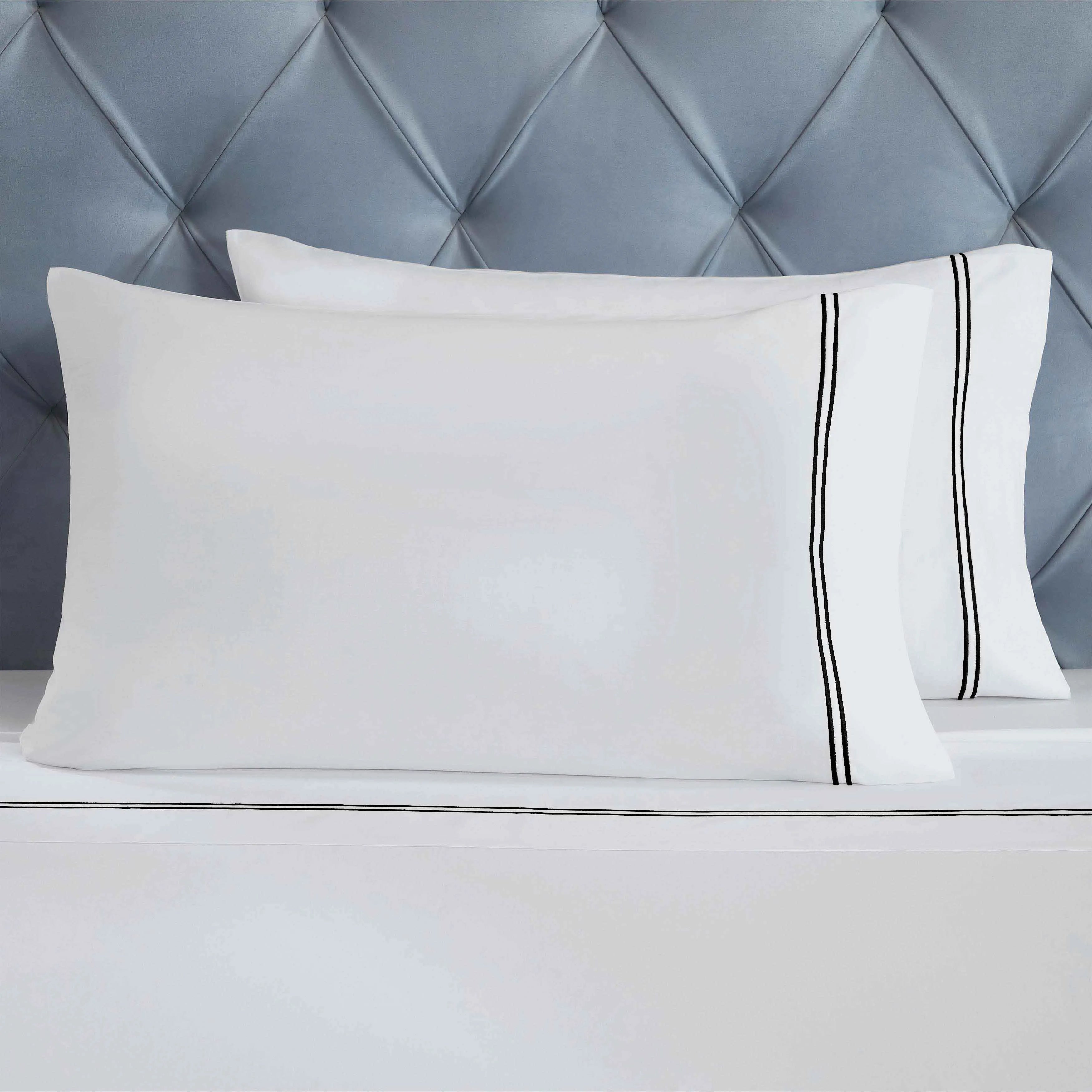 Fieldstone Cotton Two-Line Embroidered Deep Pocket Bed Sheet Set