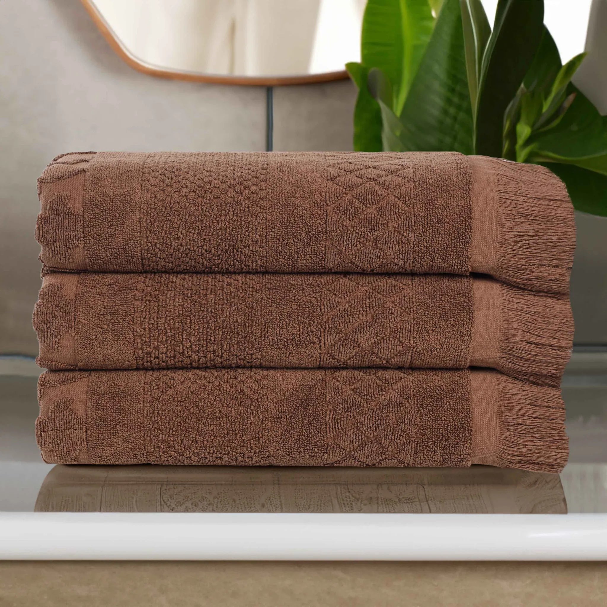 Cotton Geometric Jacquard Absorbent Bath Towel Set of 3