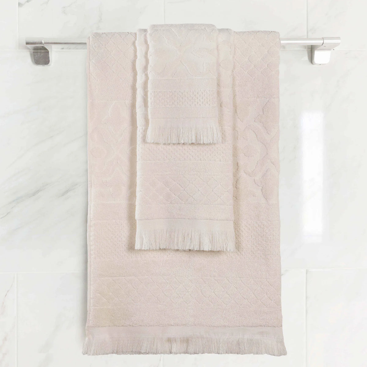 Rolla Cotton Geometric Jacquard Plush Soft Absorbent 3 Piece Towel Set