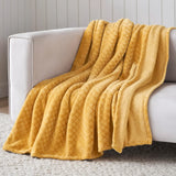 Flannel Fleece Blanket – Alaska Diamond Quilted - Warm and Plush