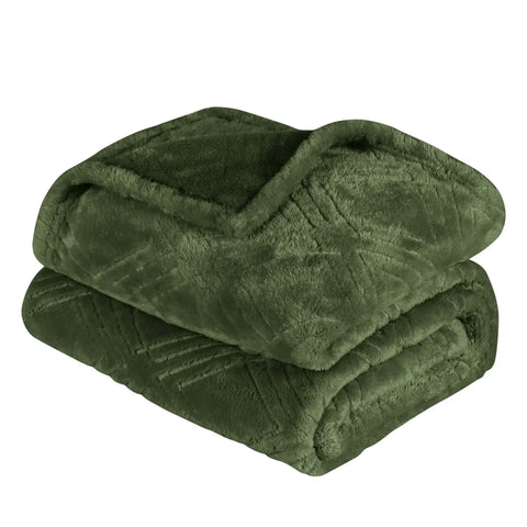 Flannel Fleece Blanket – Alaska Diamond Quilted - Warm and Plush