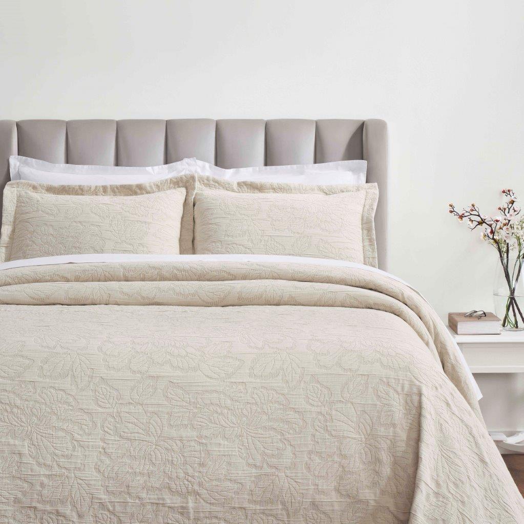 Cotton Bedspread Sets 3-Piece Hibiscus Floral Jacquard Matelassé