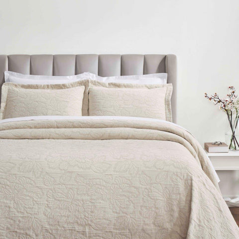 Cotton Bedspread Sets 3-Piece Hibiscus Floral Jacquard Matelassé