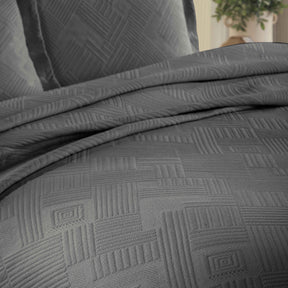 Cotton Jacquard Matelassé Scalloped Geometric Fret Bedspread Set
