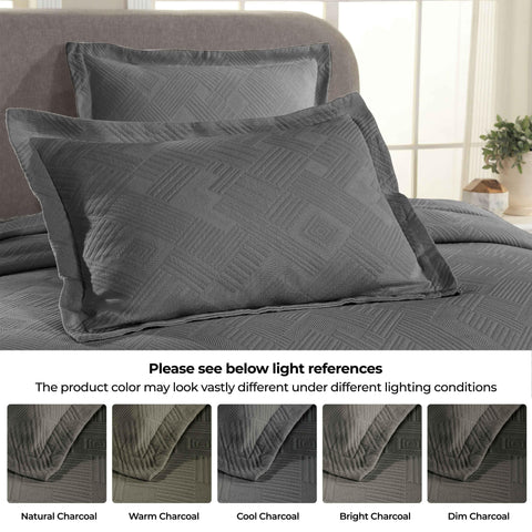 Lightweight Cotton Bedspread Sets 3-Piece Geometric Fret Jacquard Matelassé Scalloped