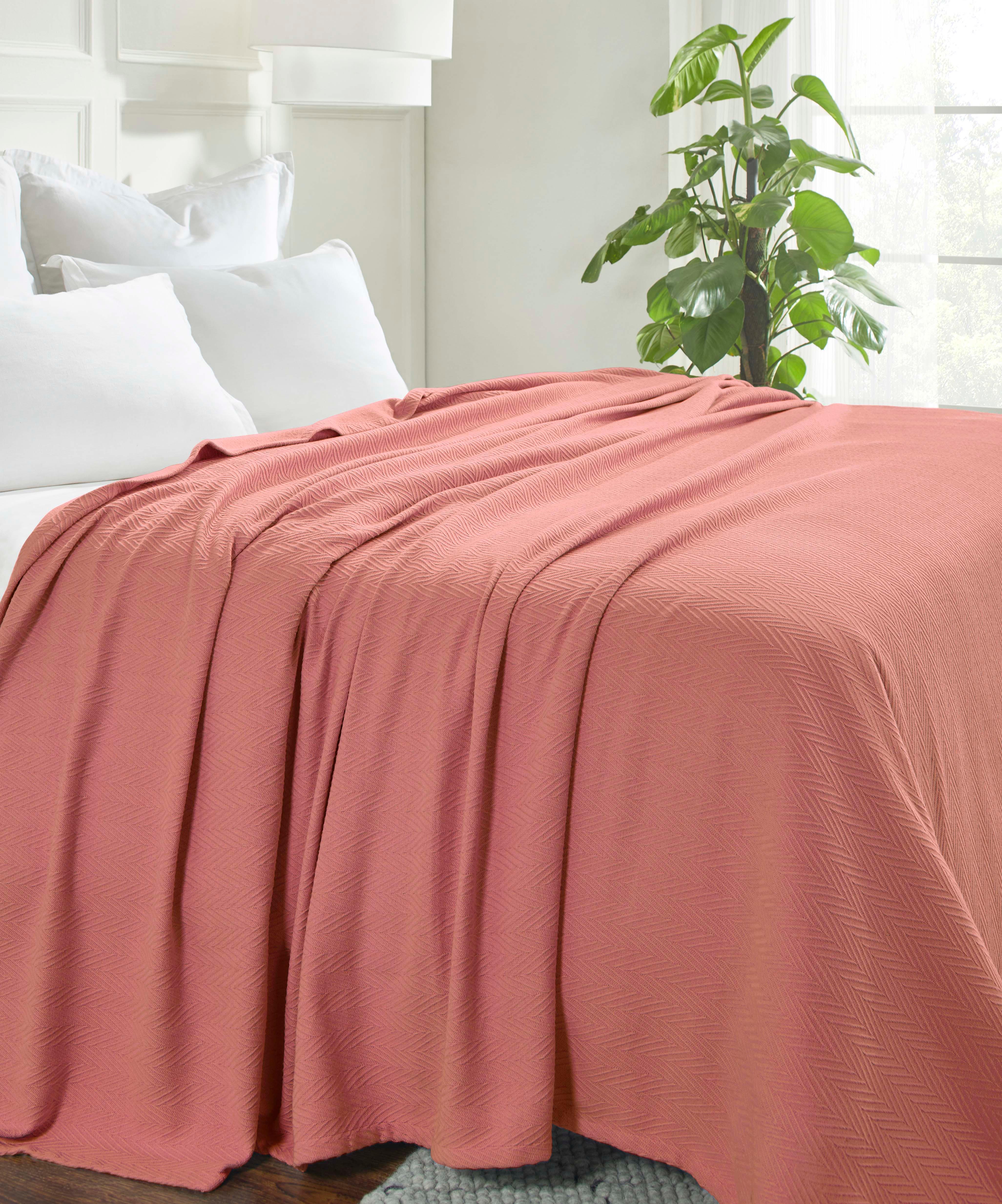 Metro Chevron Zig-Zag Modern All-Season Cotton Blanket