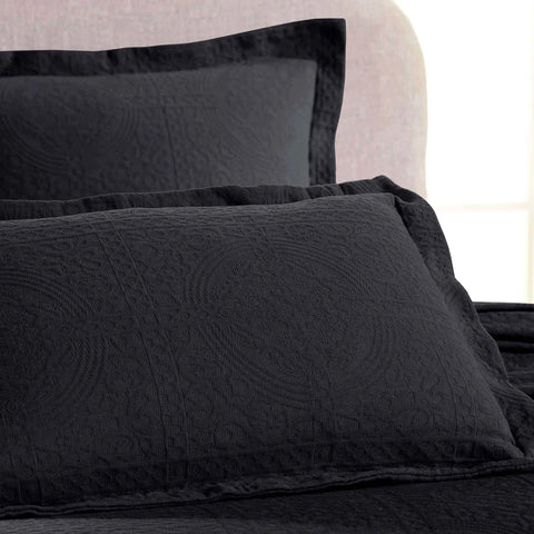 Lightweight Cotton Bedspread Sets 3-Piece Fleur De Lis Jacquard Matelassé
