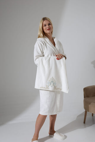 Mina Bathrobe
