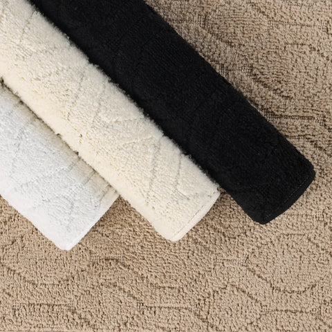 Brou Diamond Lattice Textured Washable Bath Rugs, Set of 2