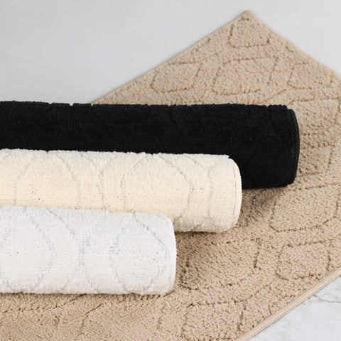 Brou Diamond Lattice Textured Washable Bath Rugs, Set of 2