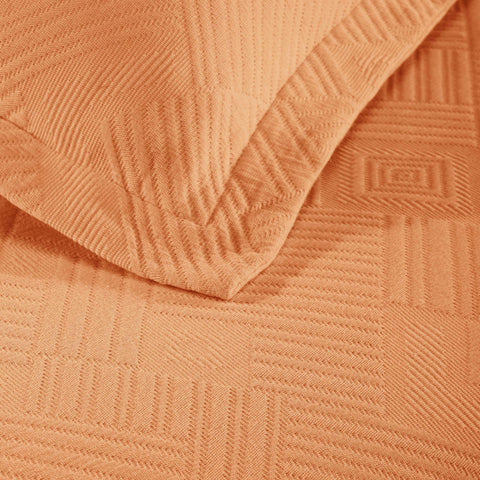 Lightweight Cotton Bedspread Sets 3-Piece Geometric Fret Jacquard Matelassé Scalloped